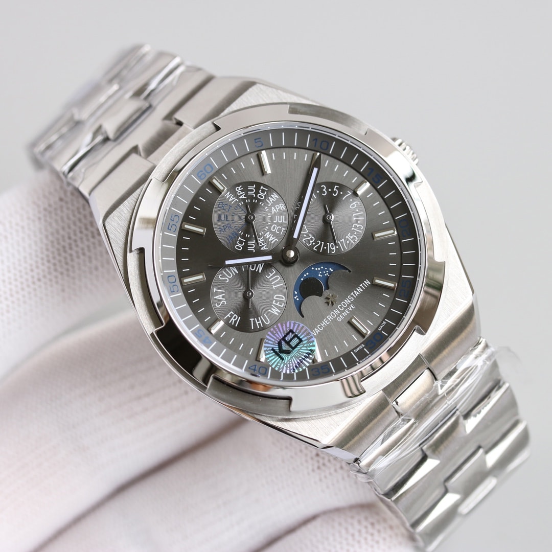 Fake Vacheron Constantin Replica Watch Overseas perpetual calendar ultra-thin Boutique Exclusive 41.5 MM WHITE GOLD 4300V/220G-B945(1:1 replica)