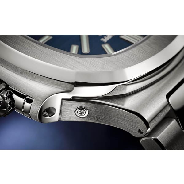 Patek Philippe Nautilus Steel 5726-1A-014 with Black Gradated dial(1:1 replica)