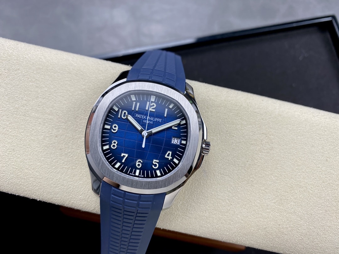 Fake Patek Philippe Replica Watch Aquanaut “Jumbo” White Gold Blue Dial 5168G-001 3KF(1:1 replica)