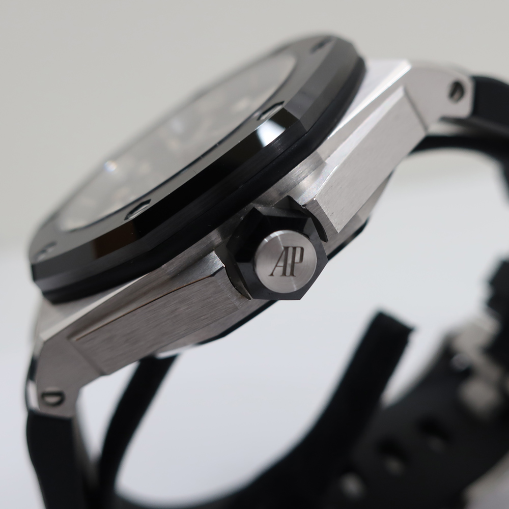 Audemars piguet Royal Oak Offshore Series 15720CN.OO.A002CA.01(1:1 replica)