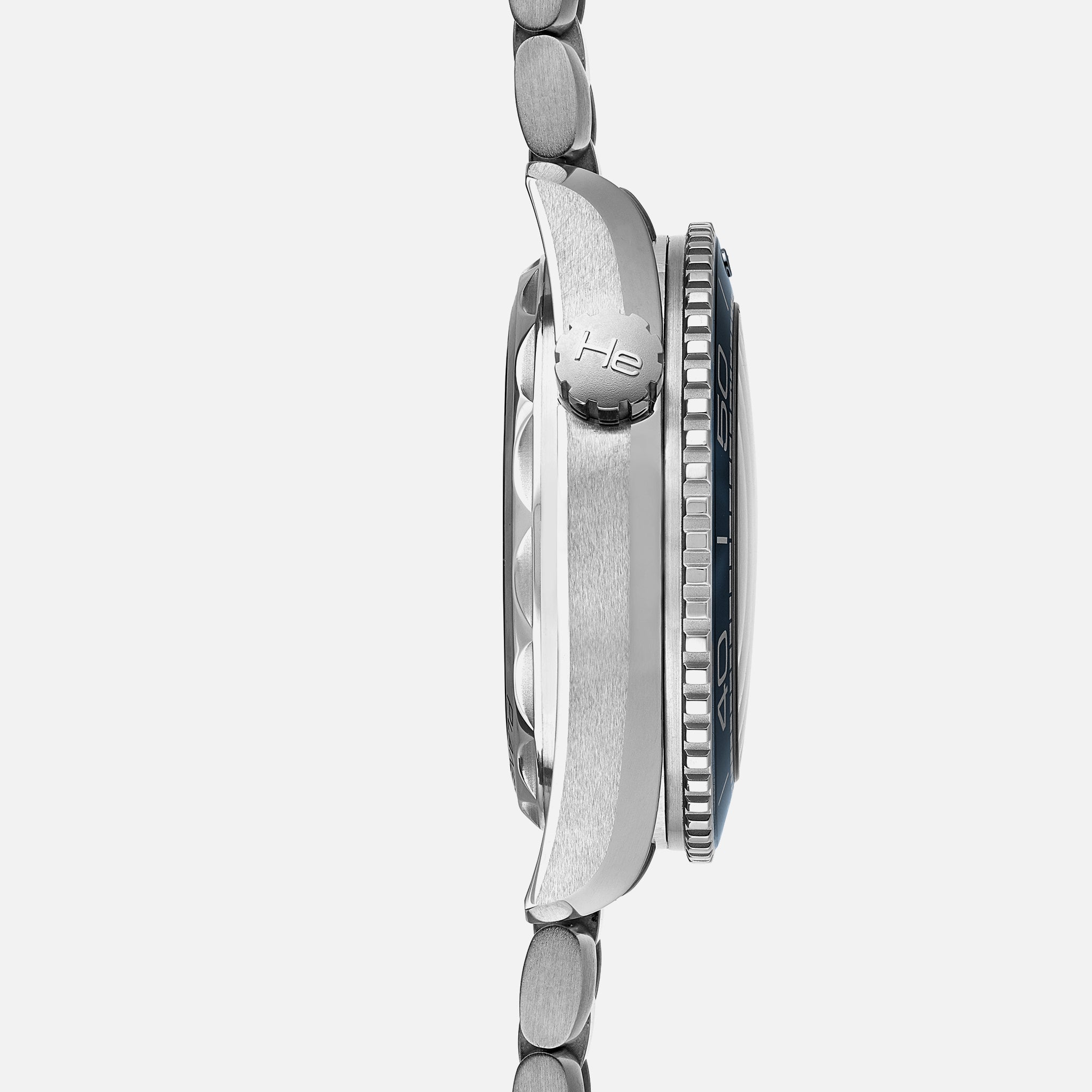 Seamaster Planet Ocean 600M Co-Axial Master Chronometer 43.5mm Blue Dial On Bracelet(1:1 replica)