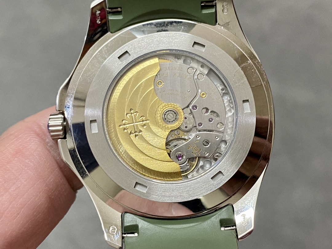 Fake Patek Philippe Replica Watch Aquanaut Jumbo White Gold Khaki Green Dial 5168G-010 3KF(1:1 replica)