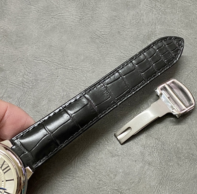 Cartier Ballon Bleu de Fake Cartier Watch Stainless Steel 42mm Silver Dial Leather Strap WSBB0026-AF(1:1 replica)