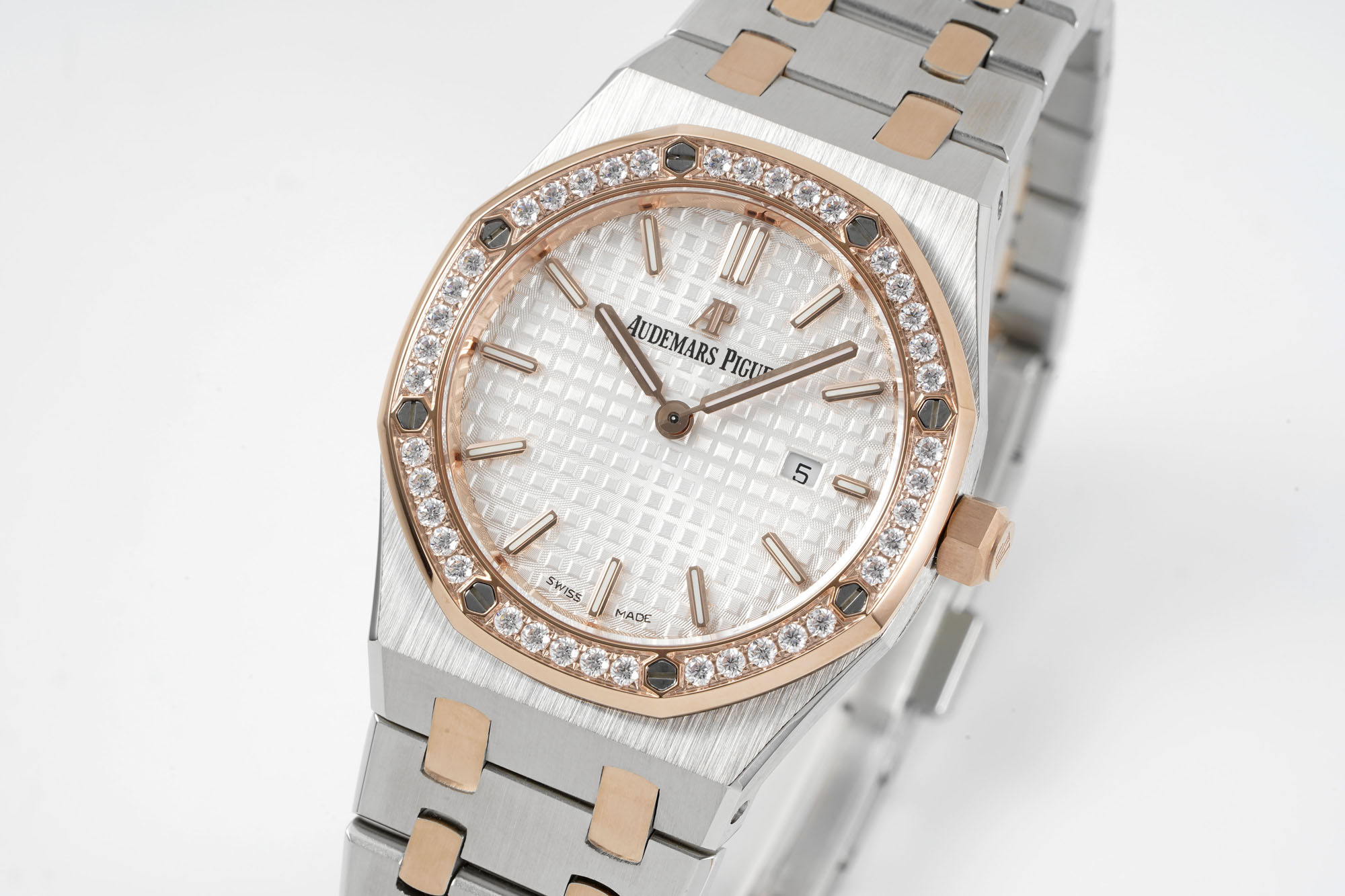 Audemars piguet Royal Oak Series 67651SR.ZZ.1261SR.01(1:1 replica)