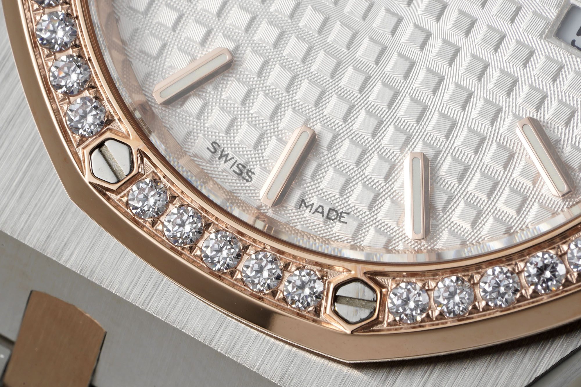 Audemars piguet Royal Oak Series 67651SR.ZZ.1261SR.01(1:1 replica)