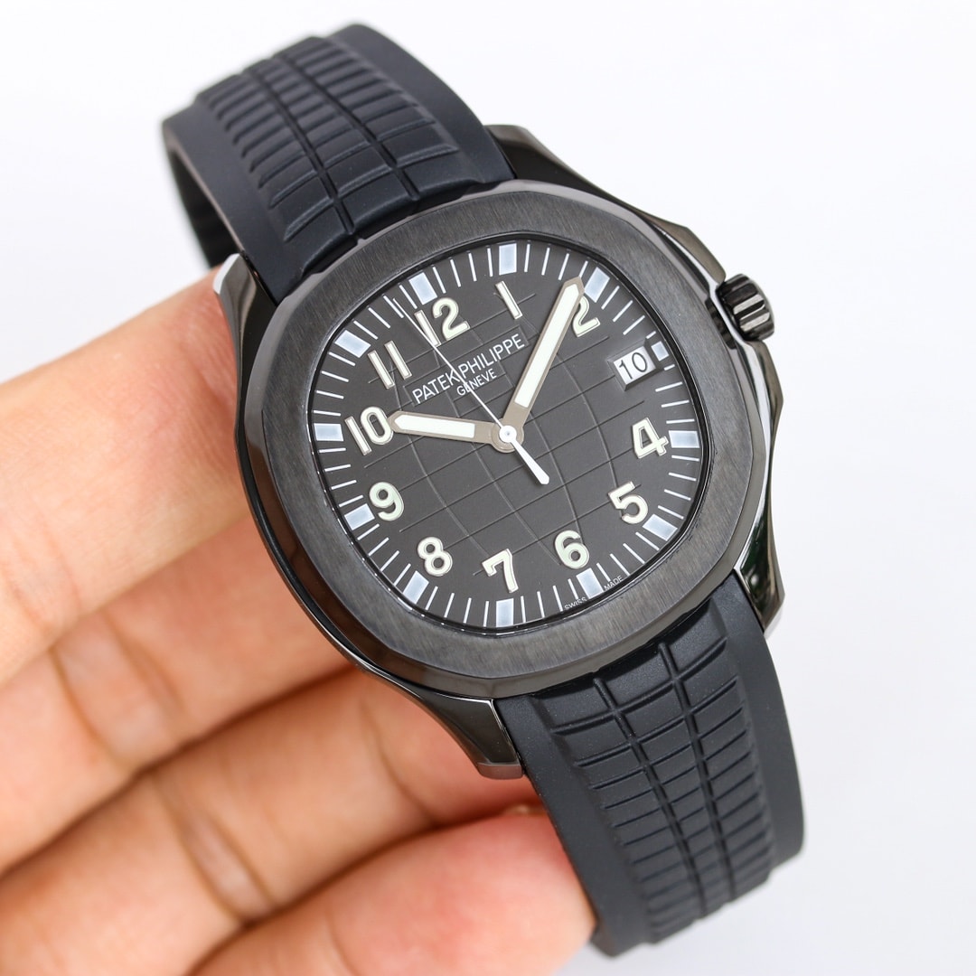 Fake Patek Philippe Replica Watch Aquanaut Limited Edition Black DLC-PVD(1:1 replica)