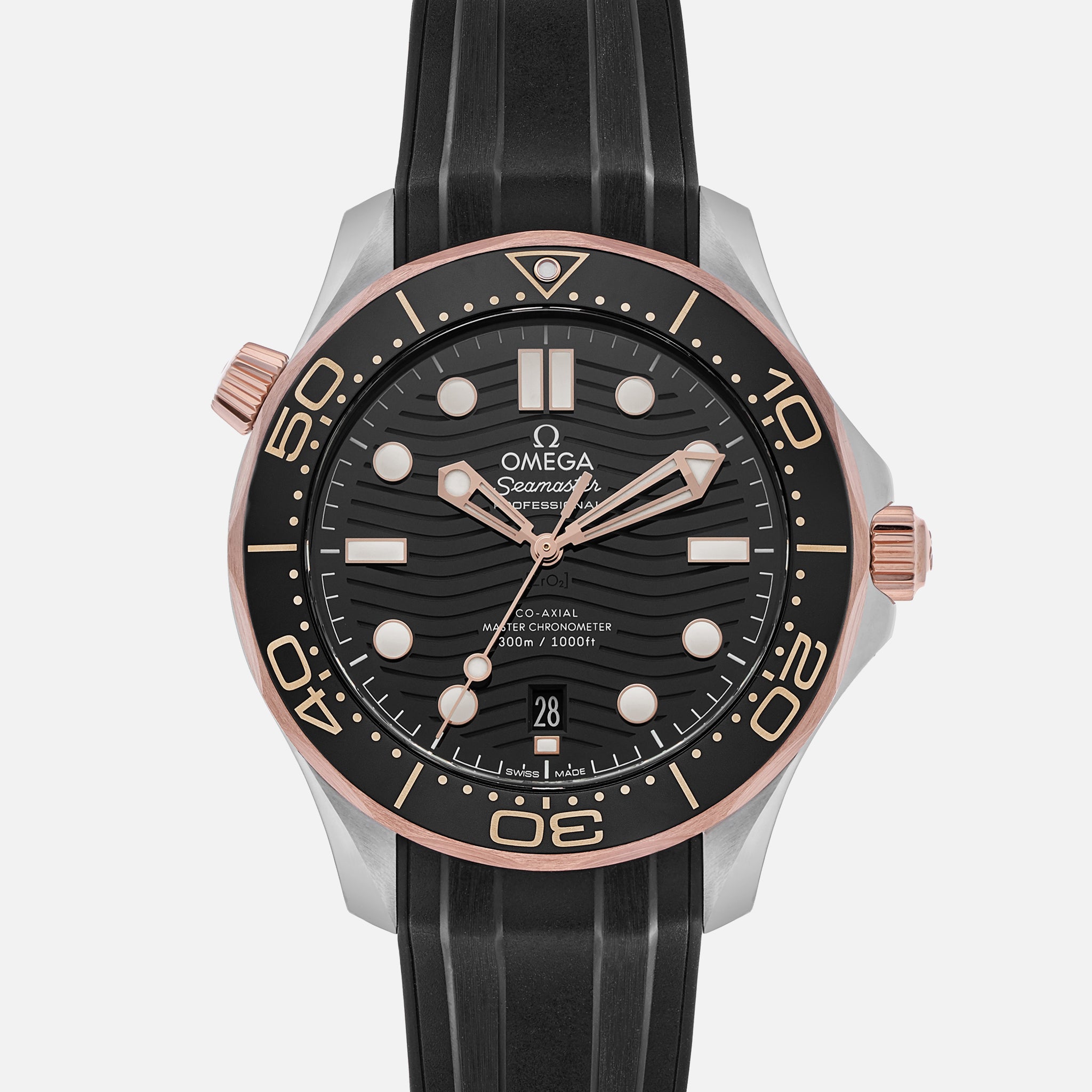 Seamaster Diver 300M Co-Axial Master Chronometer 42mm Two-Tone Black Dial On Rubber Strap(1:1 replica)