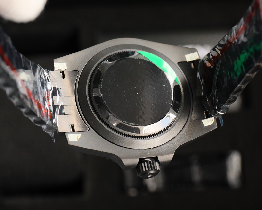 Rolex Dark Legend Submariner - DLC Blackened Finish - 40MM - Gold(1:1 replica)