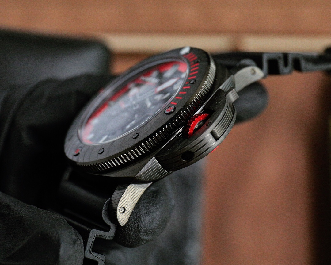 Panerai SUBMERSIBLE BMG-TECH™ ─ 47mm(1:1 replica)