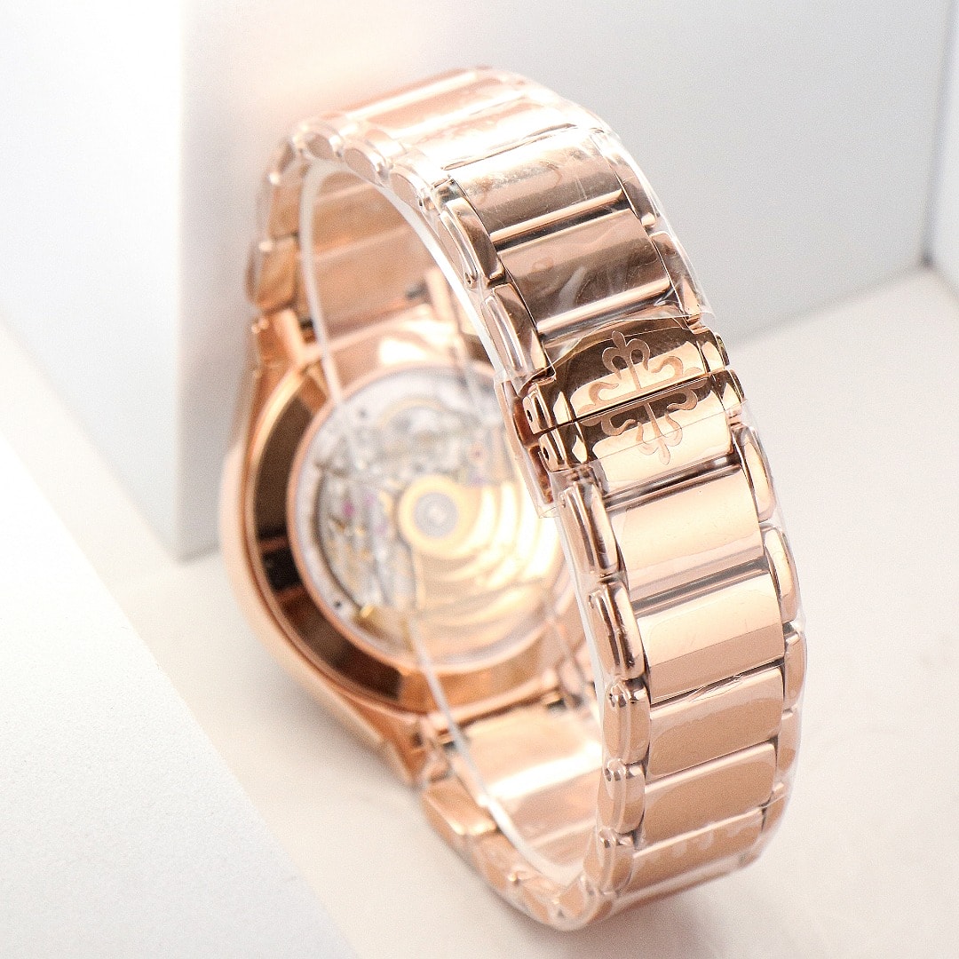 Fake Diamond Watch Replica Patek Philippe Twenty~4 Ladies Rose Gold Silver Dial 7300/1200R-010(1:1 replica)