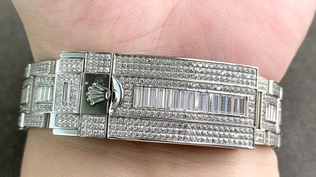 Rolex Submariner Special Diamonds - Green Diamonds - All Diamonds - 40mm(1:1 replica)