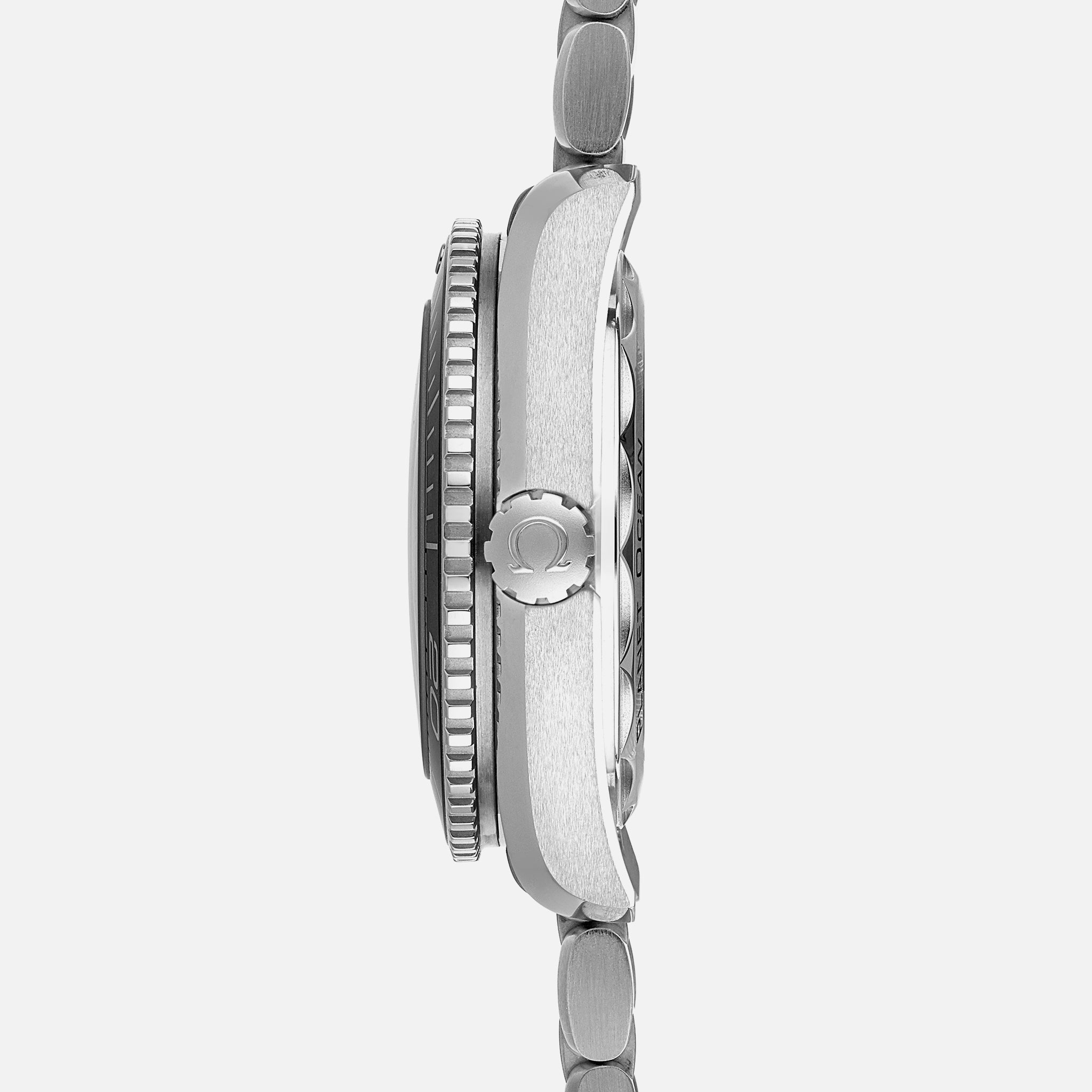 Seamaster Planet Ocean 600M Co-Axial Master Chronometer 39.5mm Black Dial On Bracelet(1:1 replica)