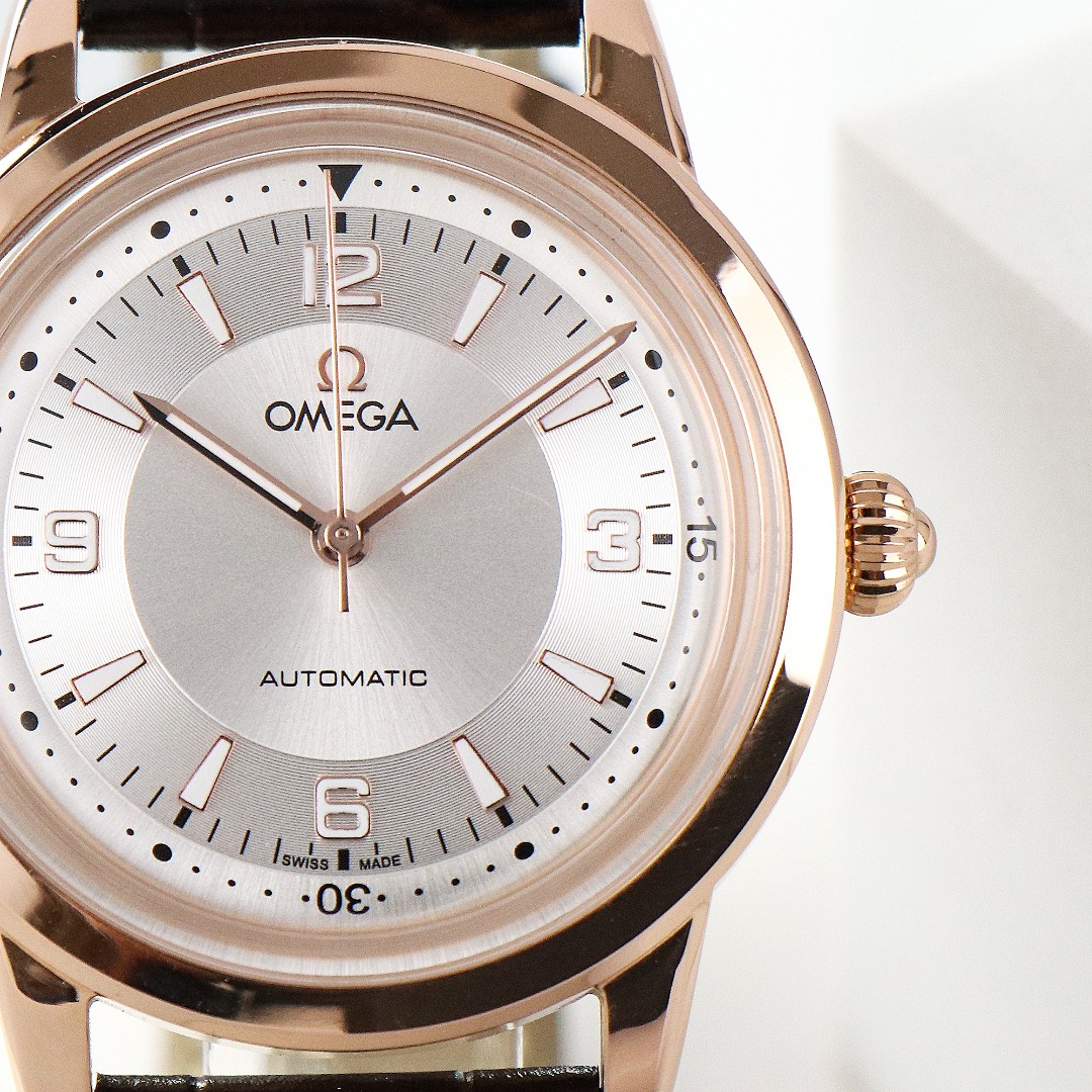 Omega Seamaster Series Mechanical Watch 40mm Italian Imported Calfskin Black Leather(1:1 replica)