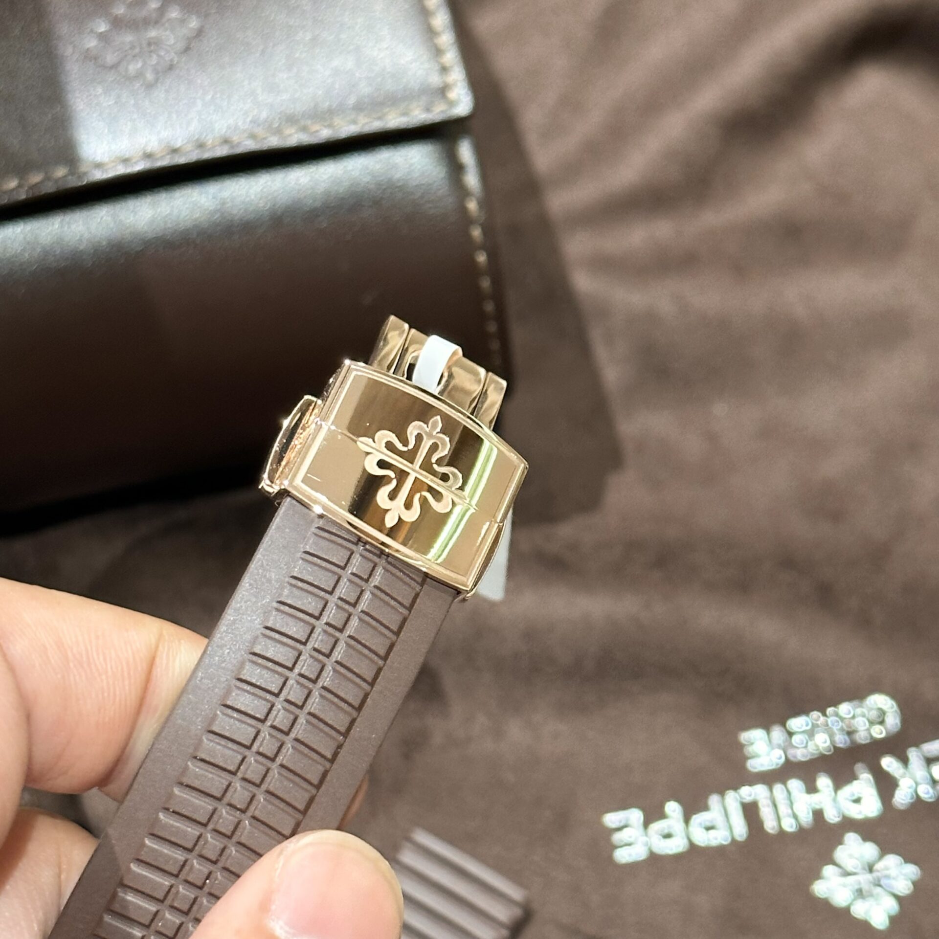Patek Philippe Aquanaut 5164R Genuine Replica Watch Gold Wrapped ZF 40.8mm