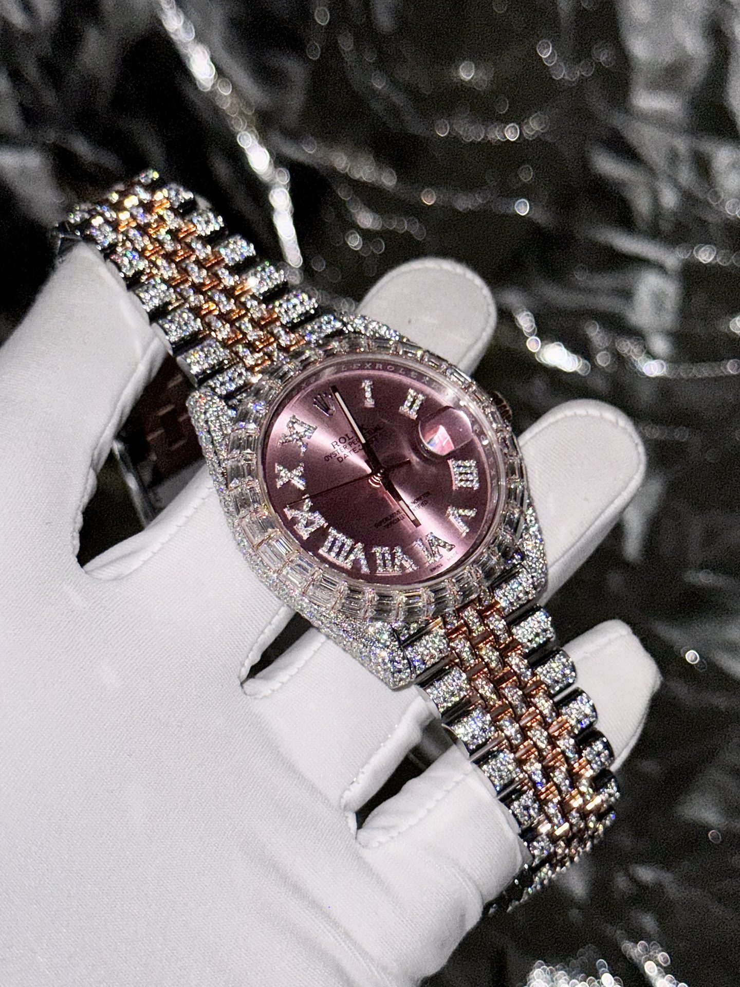 Rolex Replica Watch DateJust With Full Moissanite Diamond Pink Dial 41mm