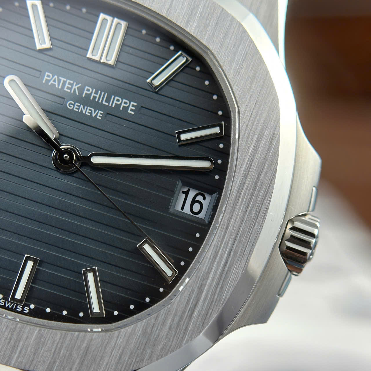 Patek Philippe Nautilus 5711 Replica Watch Refined Full Options Like Auth Top Top Quality 40mm