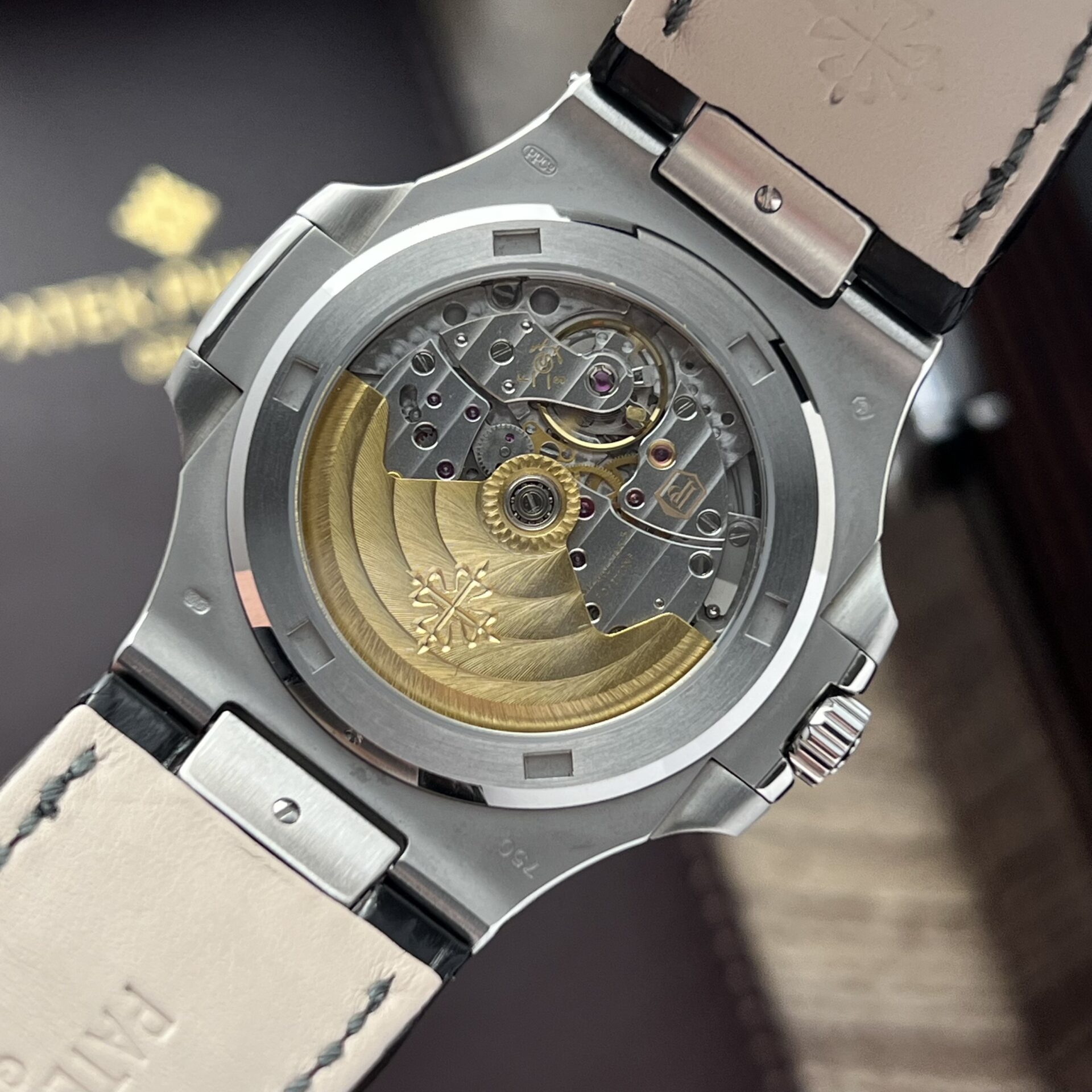 Patek Philippe Nautilus 5711 Replica Watch Gray Dial 3K 40mm