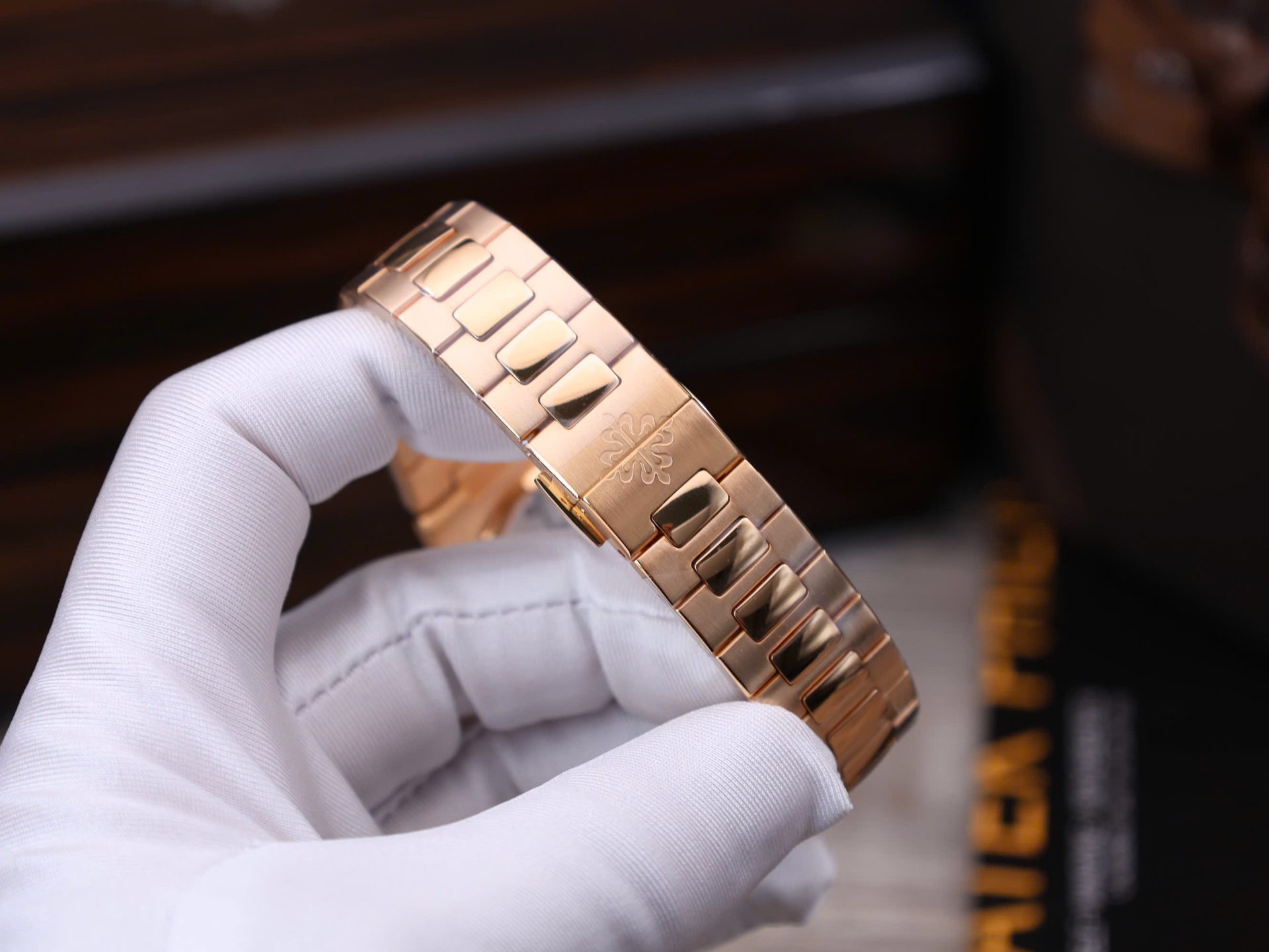 Patek Philippe Nautilus 5724R Replica Watch Custom Gold Wrapped GR Factory 40mm