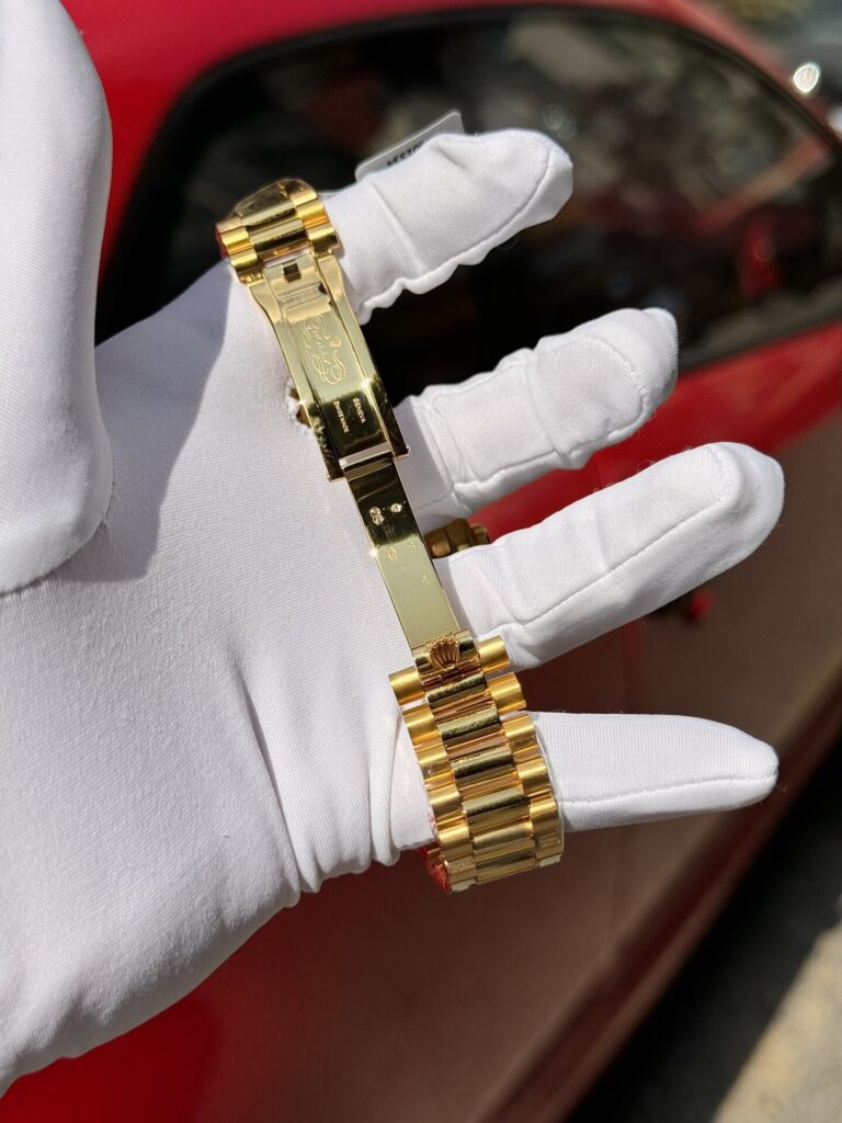 Rolex Day-Date Solid Gold Wrapped Replica Watch With Moissanite 40mm