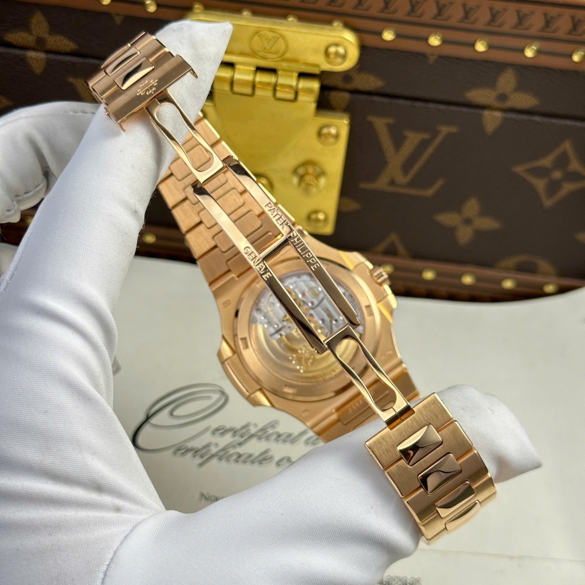 Patek Philippe Nautilus 5711 Refined Max Option 18K Gold Wrapped Chocolate Dial 40mm
