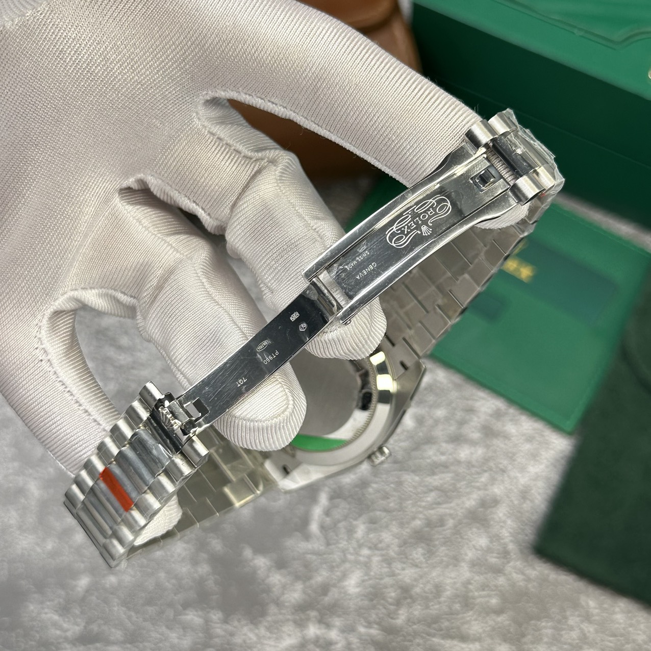 Rolex Replica Watches Day-Date 228236 Strap President V2 GM Factory 40mm