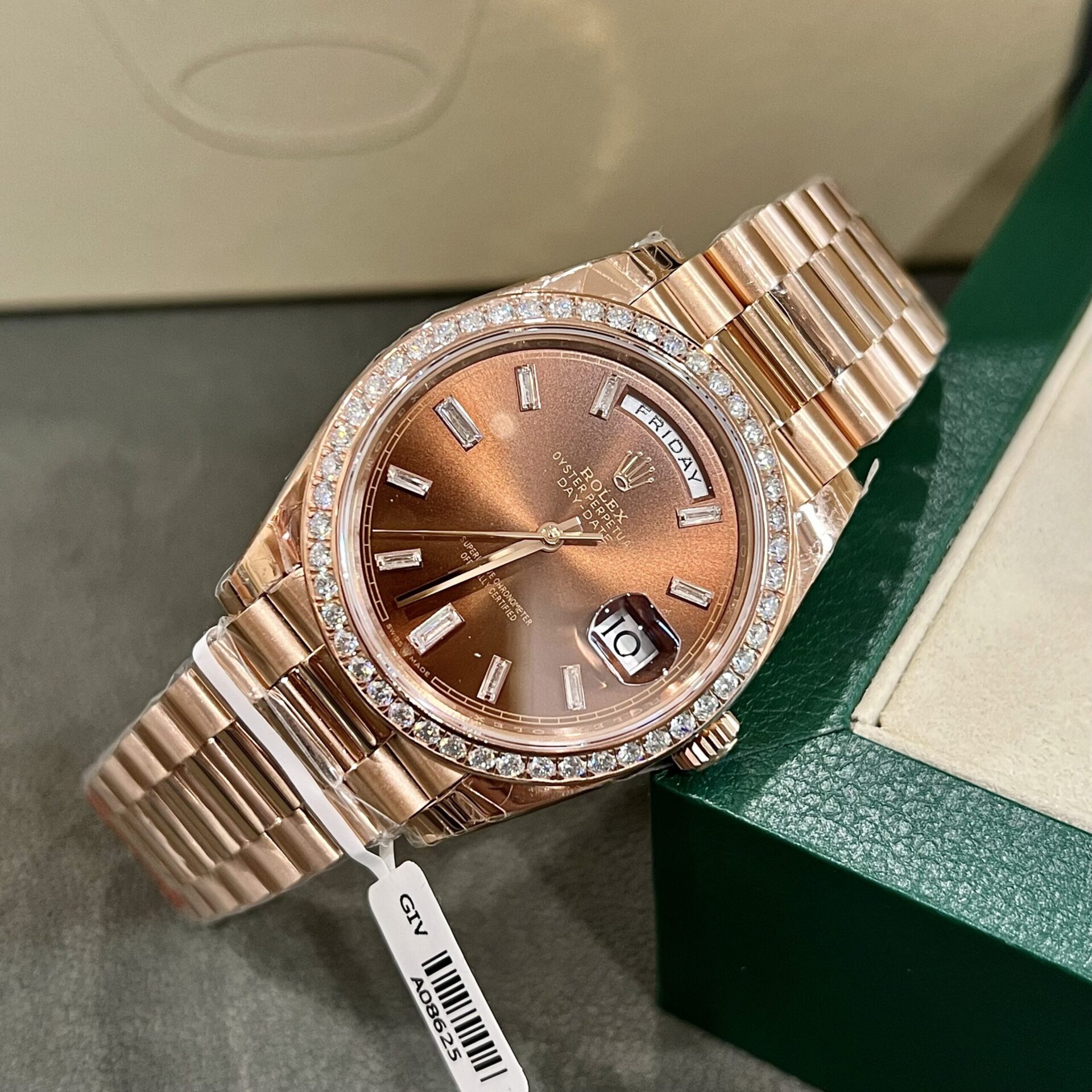 Rolex Fake Watch Day-Date Dial Chocolate Moissanite Diamonds Custom 40mm