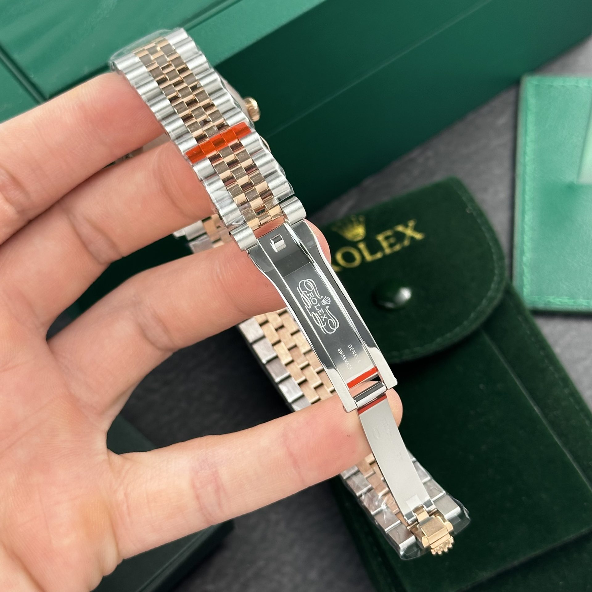 Rolex Replica Watch DateJust Mother Of Pearl Dial EW Factory 31mm