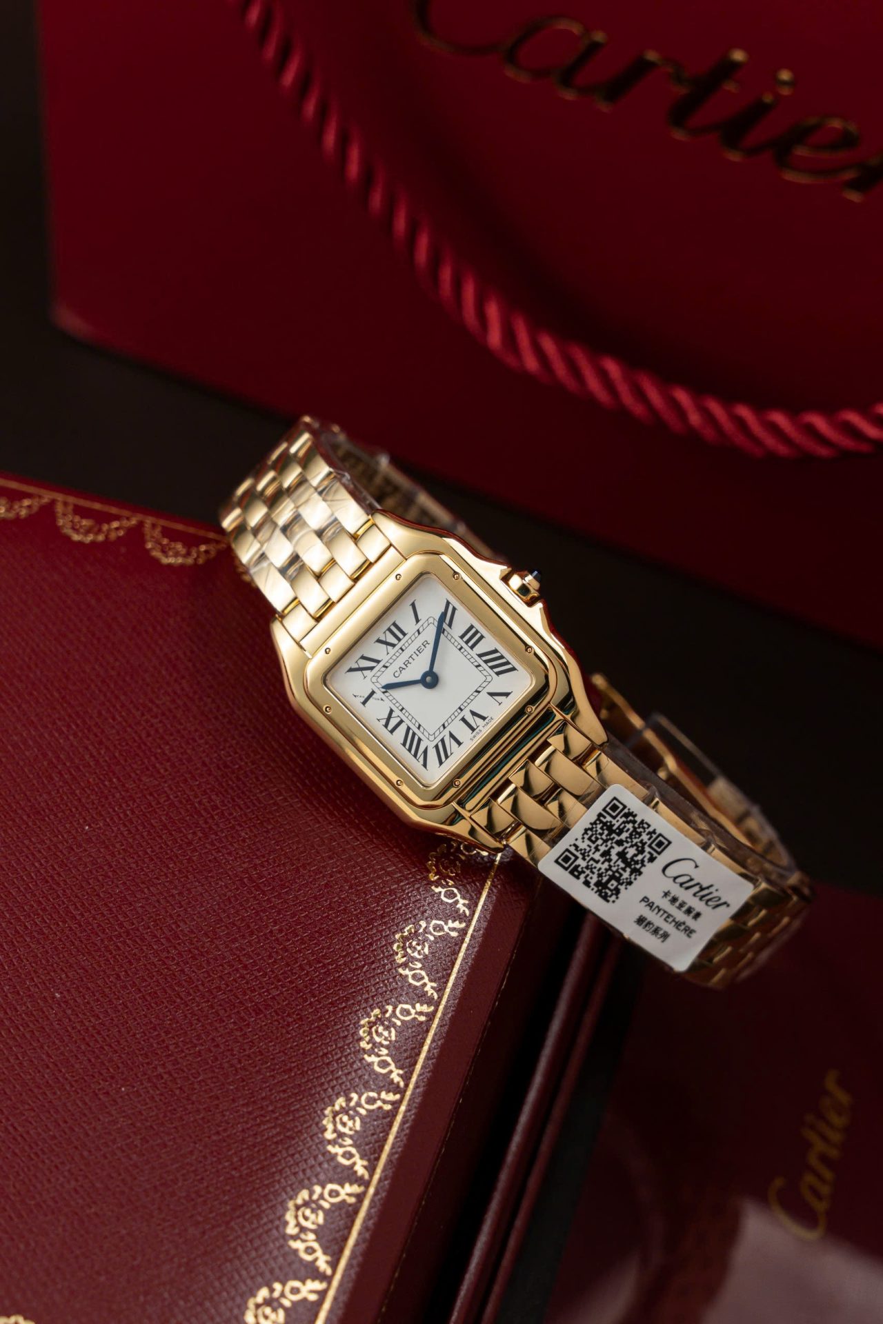 Cartier Panthere WGPN0009 Fake Watch White Dial Metal Wire 27x37mm