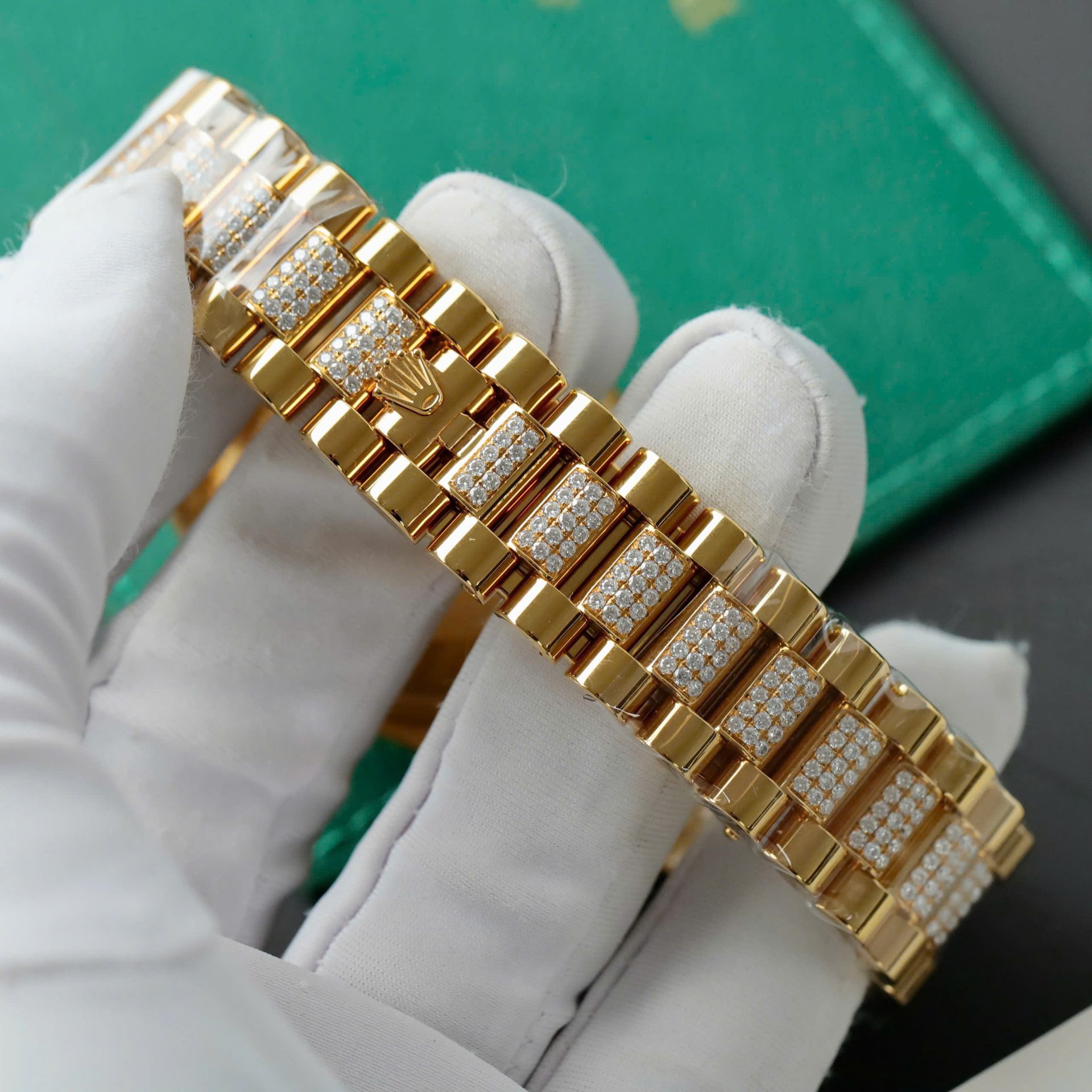 Rolex Day-Date Dial Green Ombre Copies Watch Gold Wrapped + Diamonds Moissanite Custom 36mm