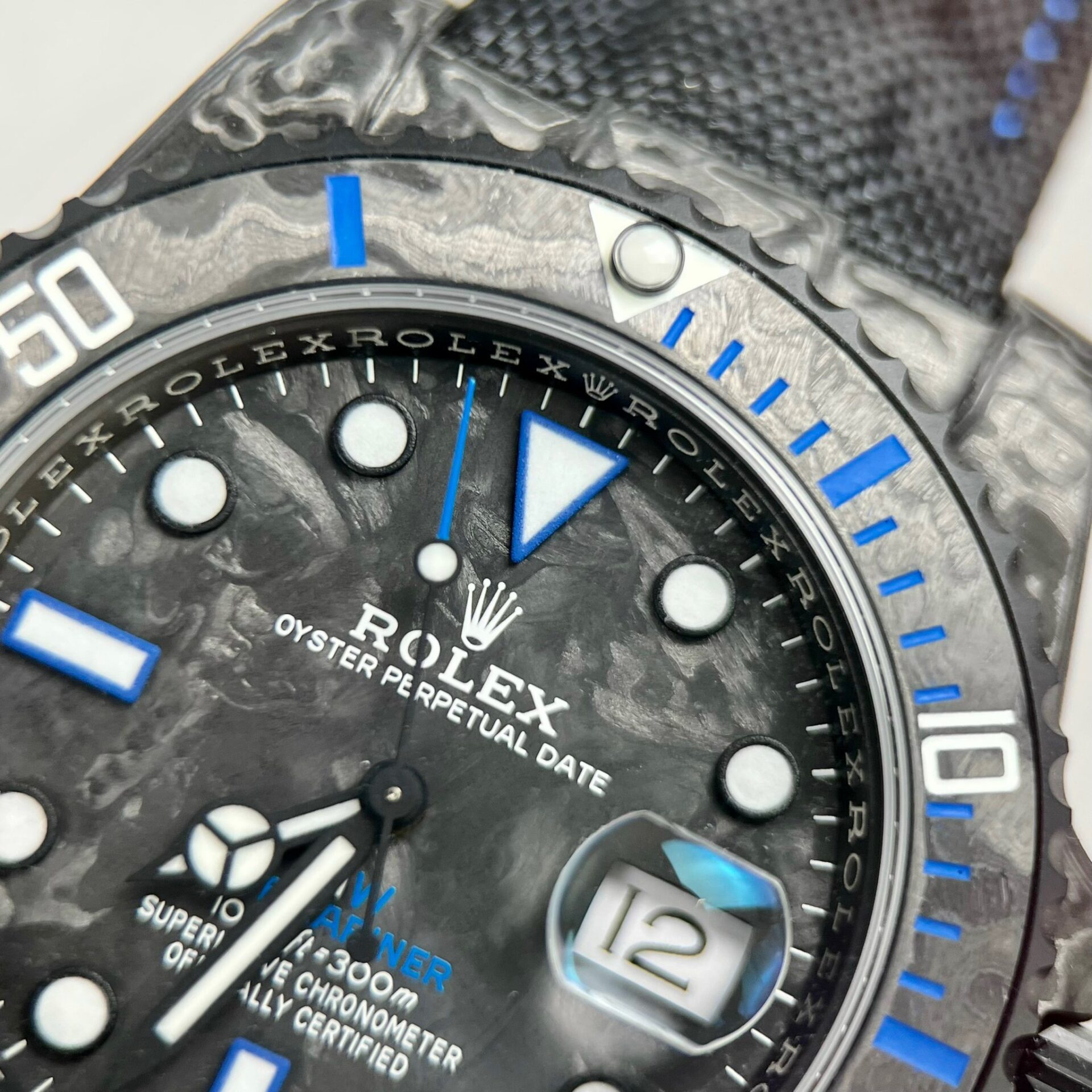 Rolex GMT-Master II Diw Replica 1:1 Watch Carbon Ultra Light 40mm