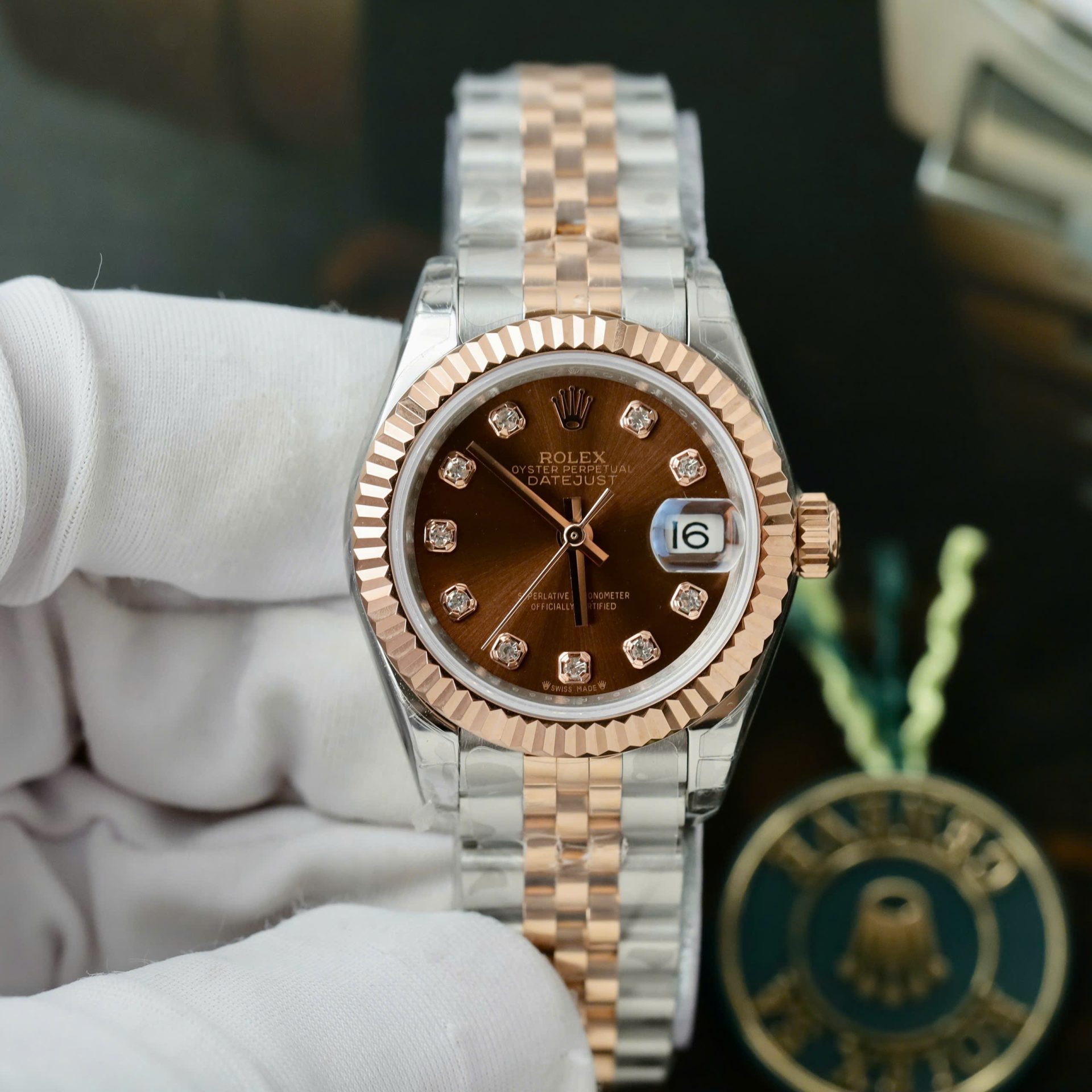 Rolex Lady-DateJust Women Replica Watch Chocolate Dial Jubilee Strap 28mm