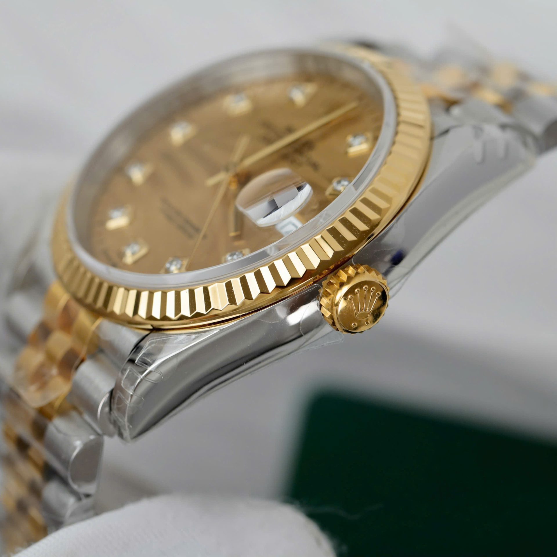 Rolex Replica Watches DateJust 126233 Palm Dial VS Factory 36mm