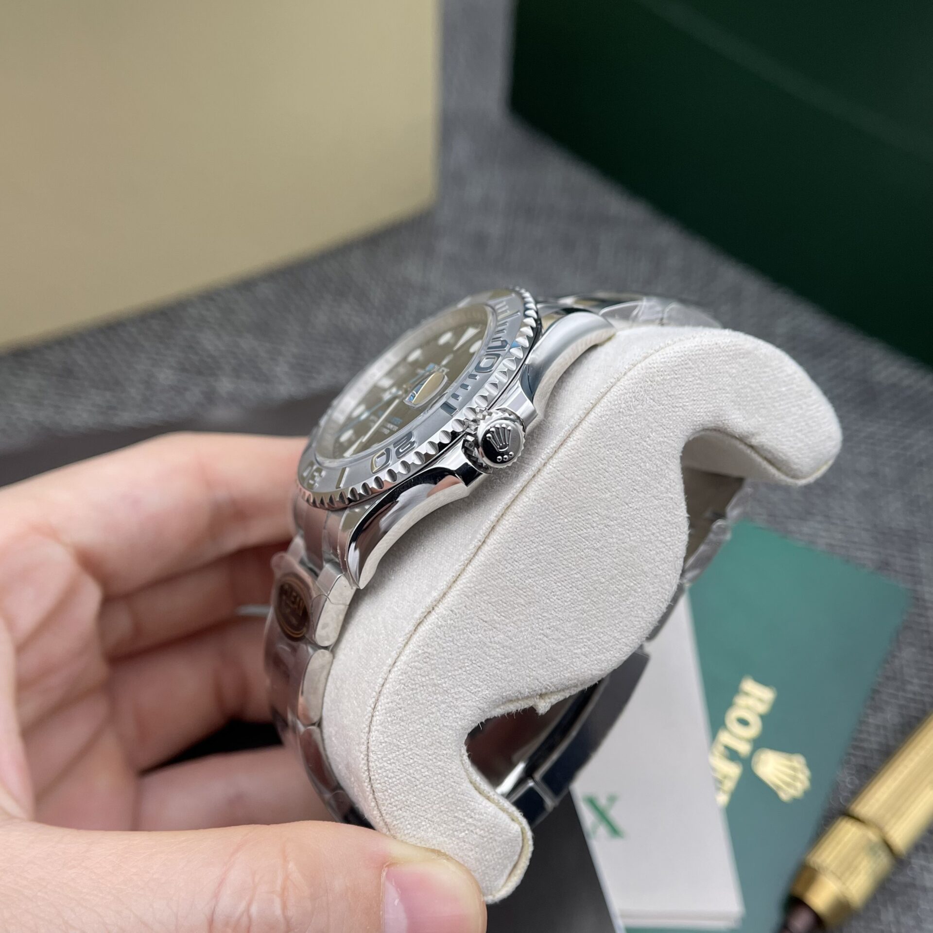 Rolex Yacht-Master 116622 Replica Watch Grey Dial Clean Factory 40mm