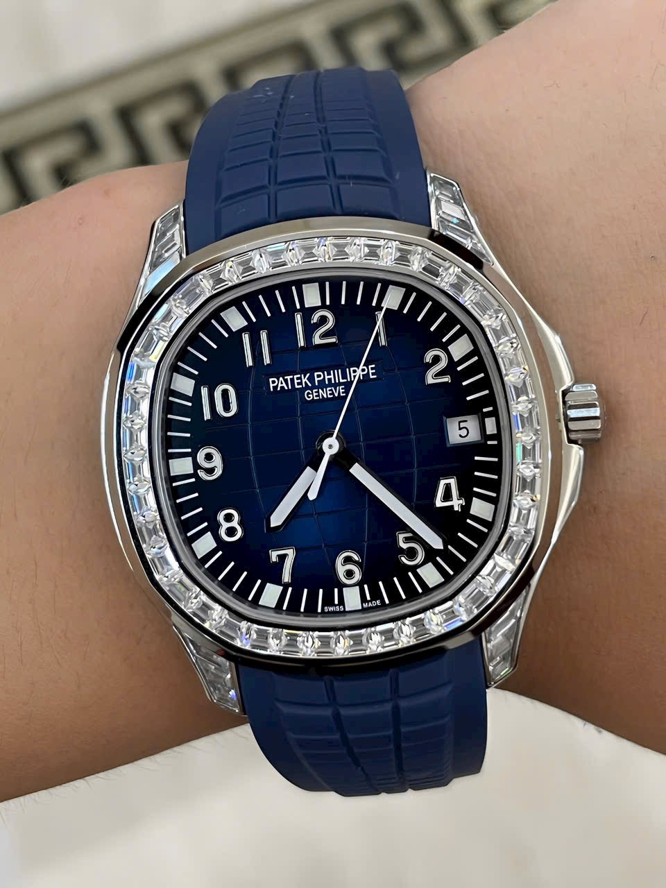 Patek Philippe Replica Watches Aquanaut 5168G Blue Rubber Strap GR Factory 42mm