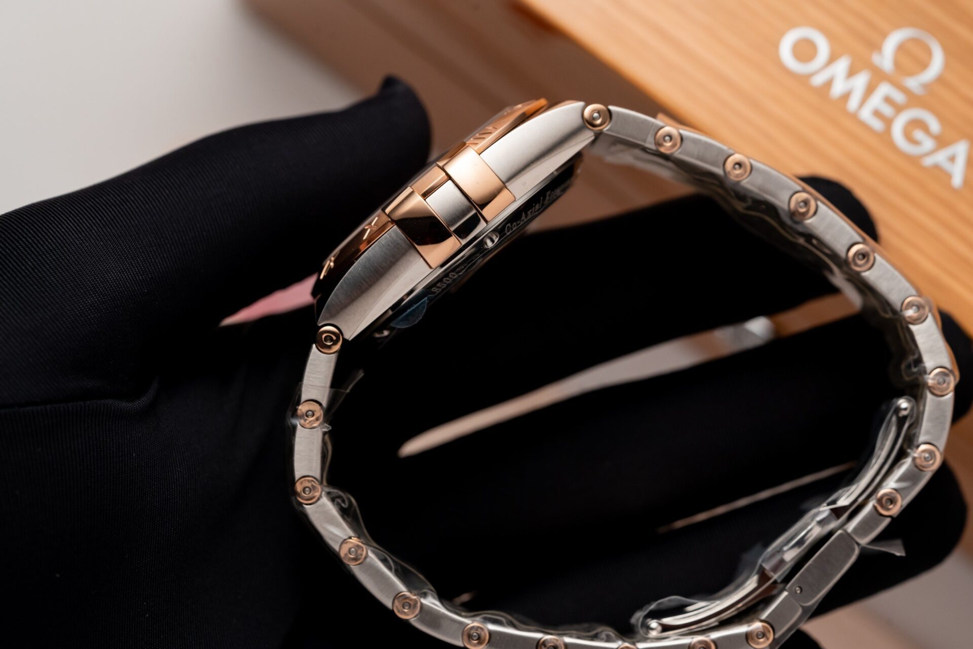 Omega Constellation Brown Dial Replica Watch VS Factory 38mm