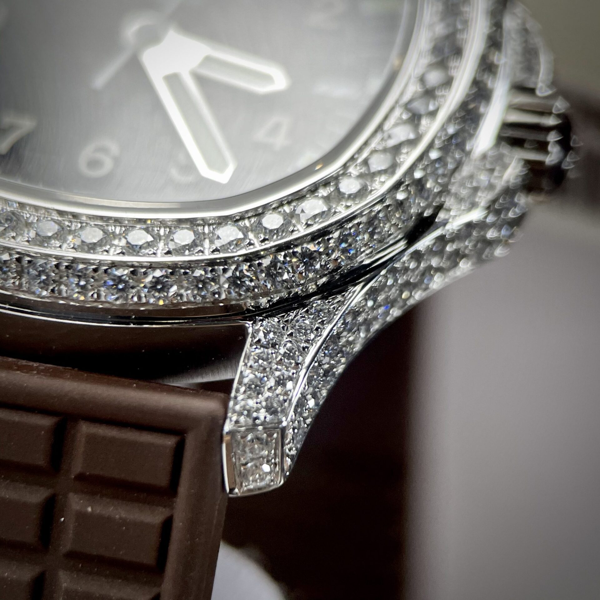 Patek Philippe Replica Watch Aquanaut 5067 Dial Brown Custom Diamonds Moissanite 35.6mm