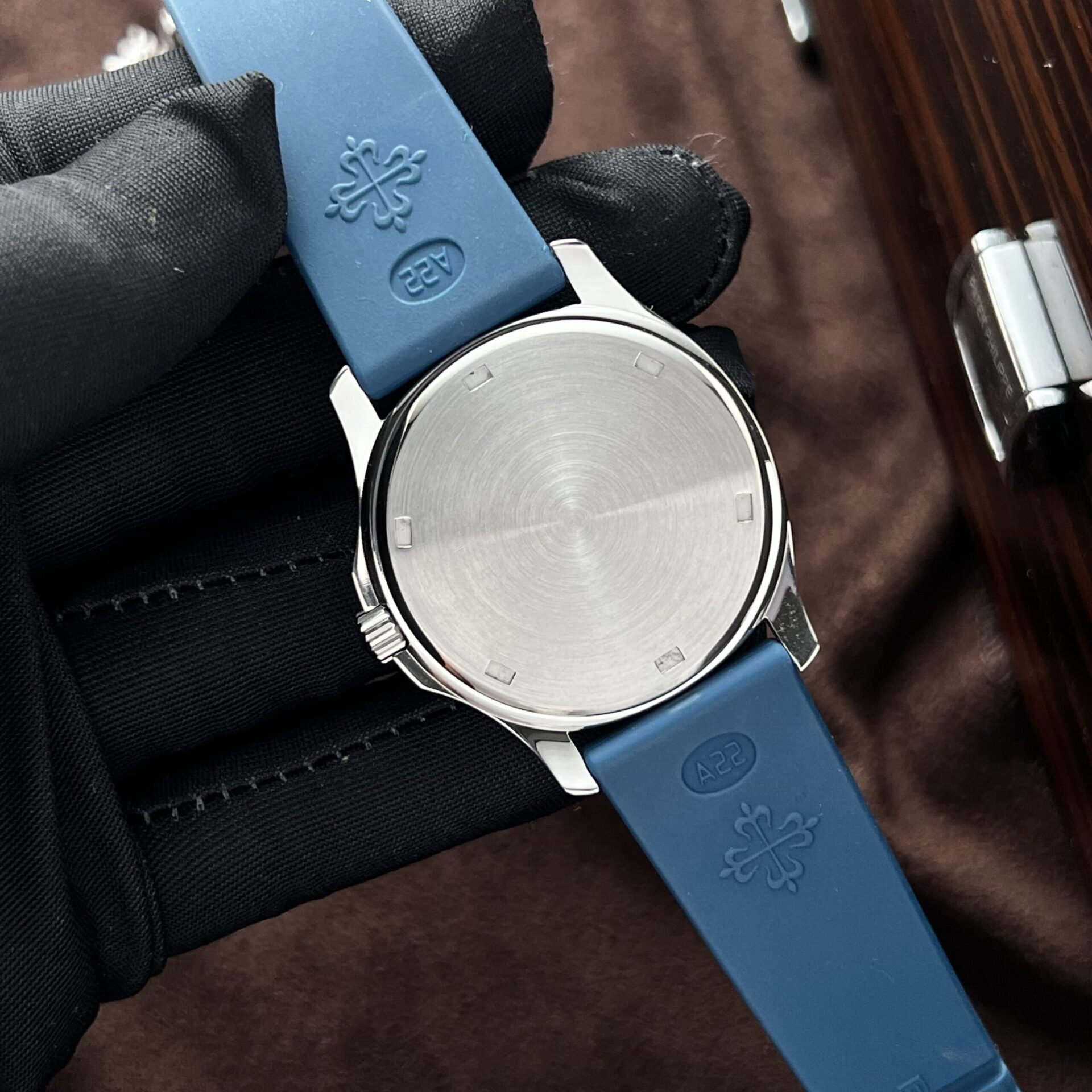 Patek Philippe Aquanaut 5067 Fake Watch Blue Dial Rubber Strap PPF Factory 35.6mm