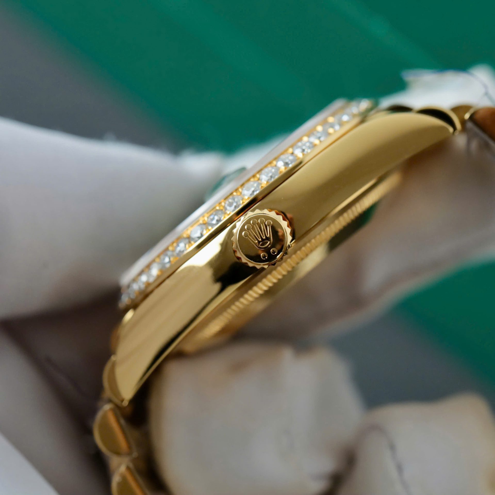 Rolex Day-Date Dial Green Ombre Copies Watch Gold Wrapped + Diamonds Moissanite Custom 36mm