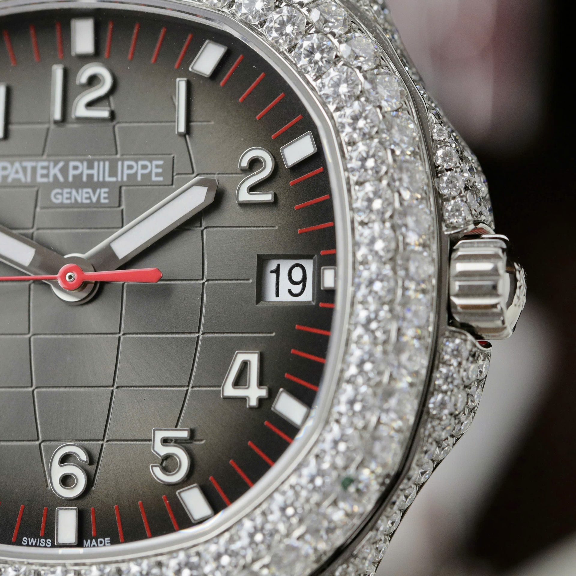 Patek Philippe Aquanaut 5167 Rep 11 Watch Custom Moissanite Diamonds Red Rubber Strap 40mm