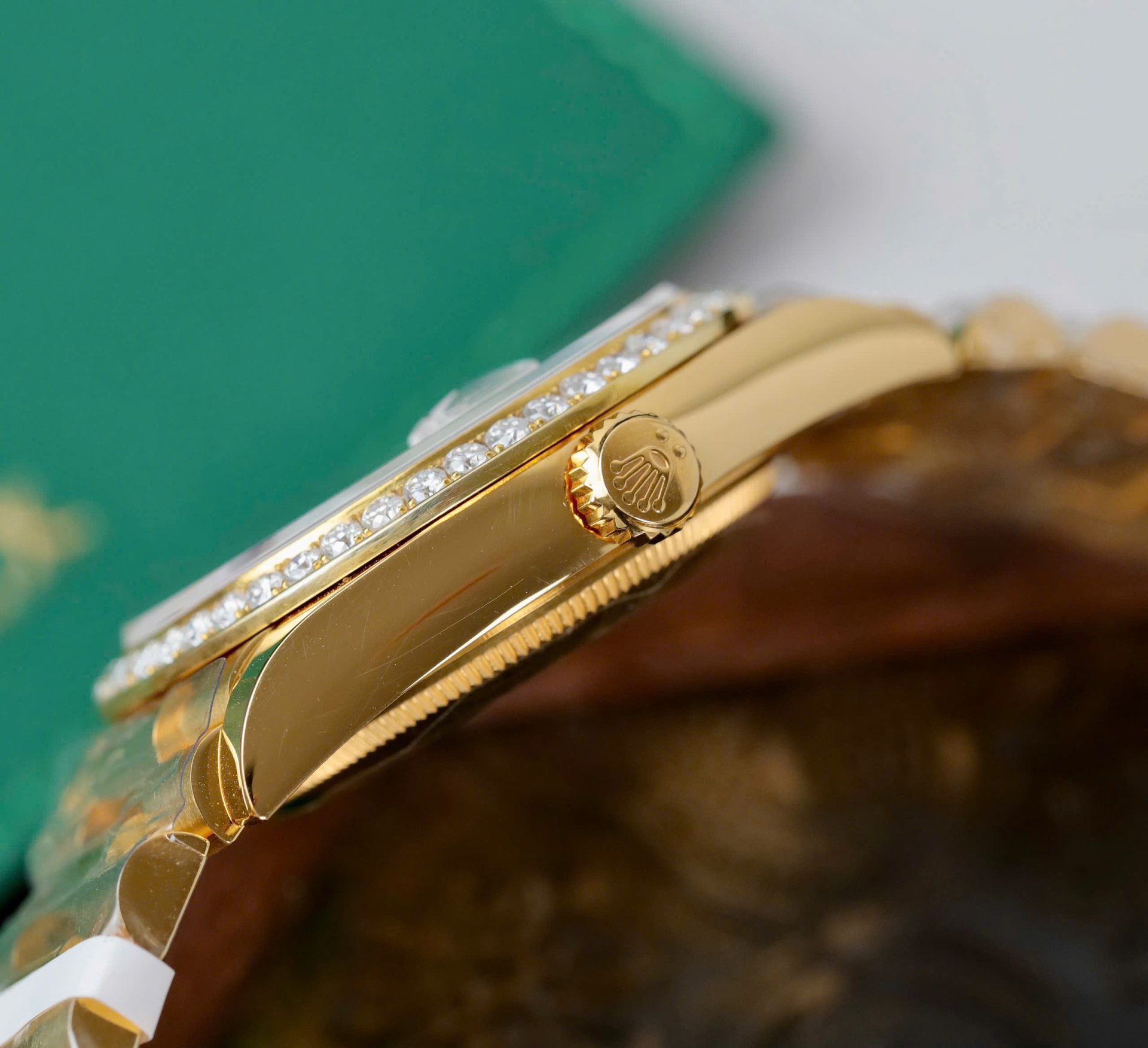 Rolex Day-Date Copies Watches Custom 18K Gold Wrapped + Moissanite Diamonds GM Factory 36mm