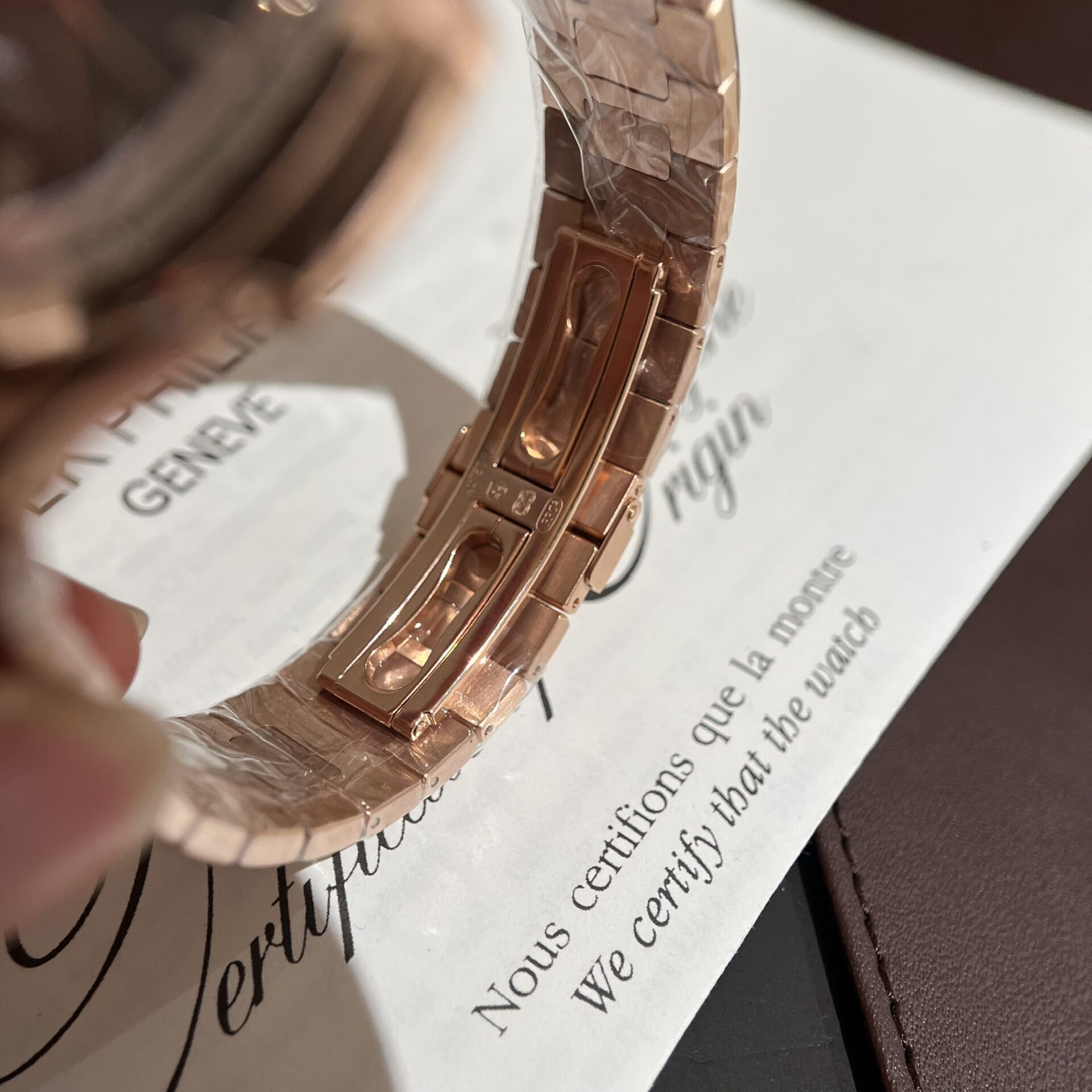 Patek Philippe Replica Watch Nautilus 5723 Gold Wrapped Moissanite Diamonds 40mm