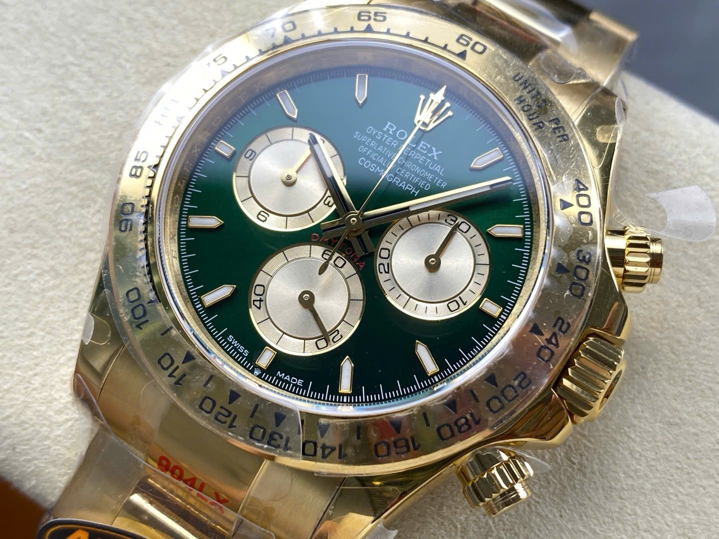 Rolex Cosmograph Daytona Yellow Gold 126508 Loki Replica Watch Weight 180 Grams QF 40mm