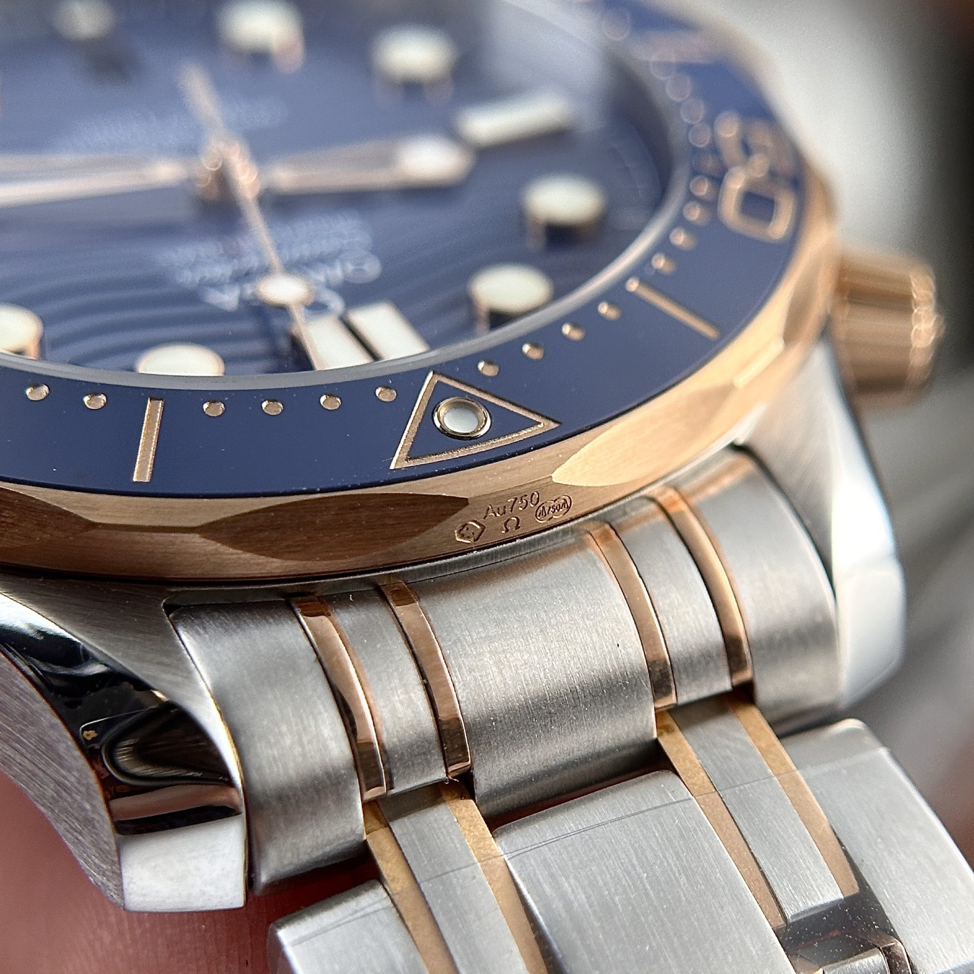 Omega Replica Watch Seamaster Demi Rose Gold Dial Blue VS Factory 42mm