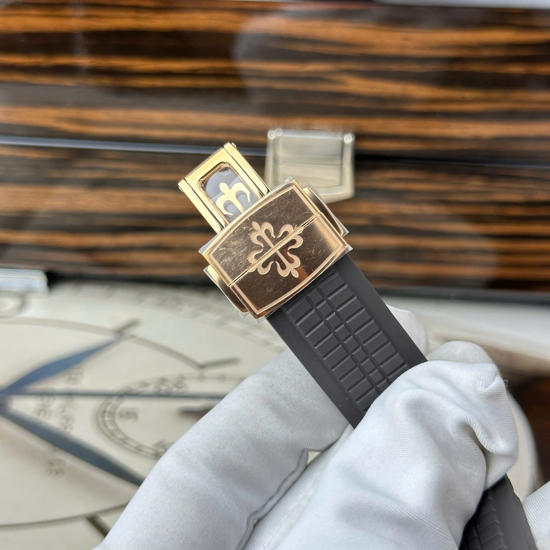 Patek Philippe Aquanaut 5167R Best Replica Watch Custom Like Auth 40mm