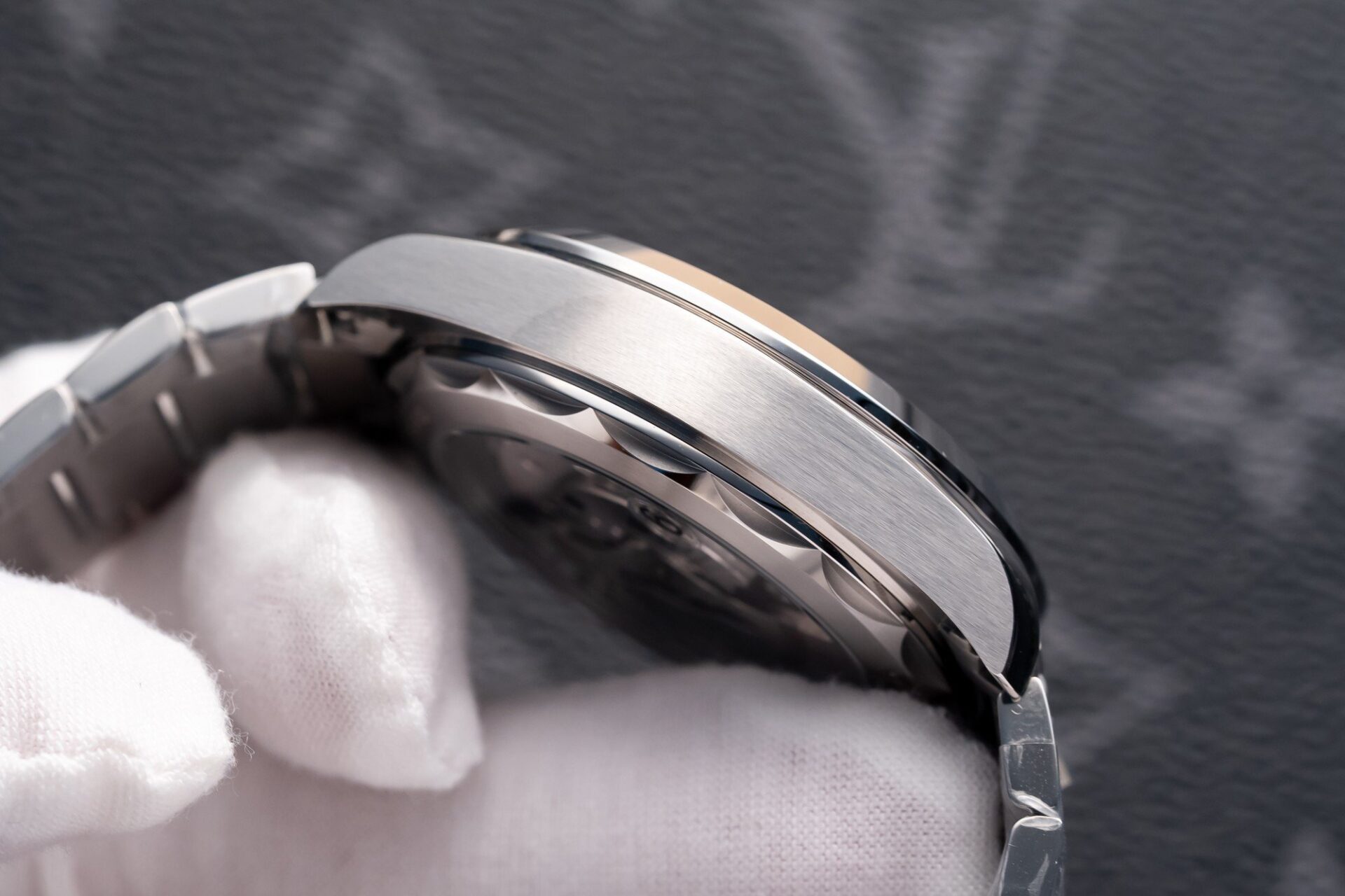 Omega Seamaster Aqua-Terra Blue Dial Replica Watch VS Factory 43mm