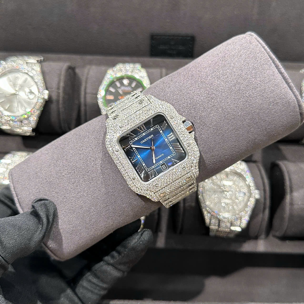 Cartier Santos Best Replica Watch With Full Natural Diamond VVS Blue Dial 39.8mm
