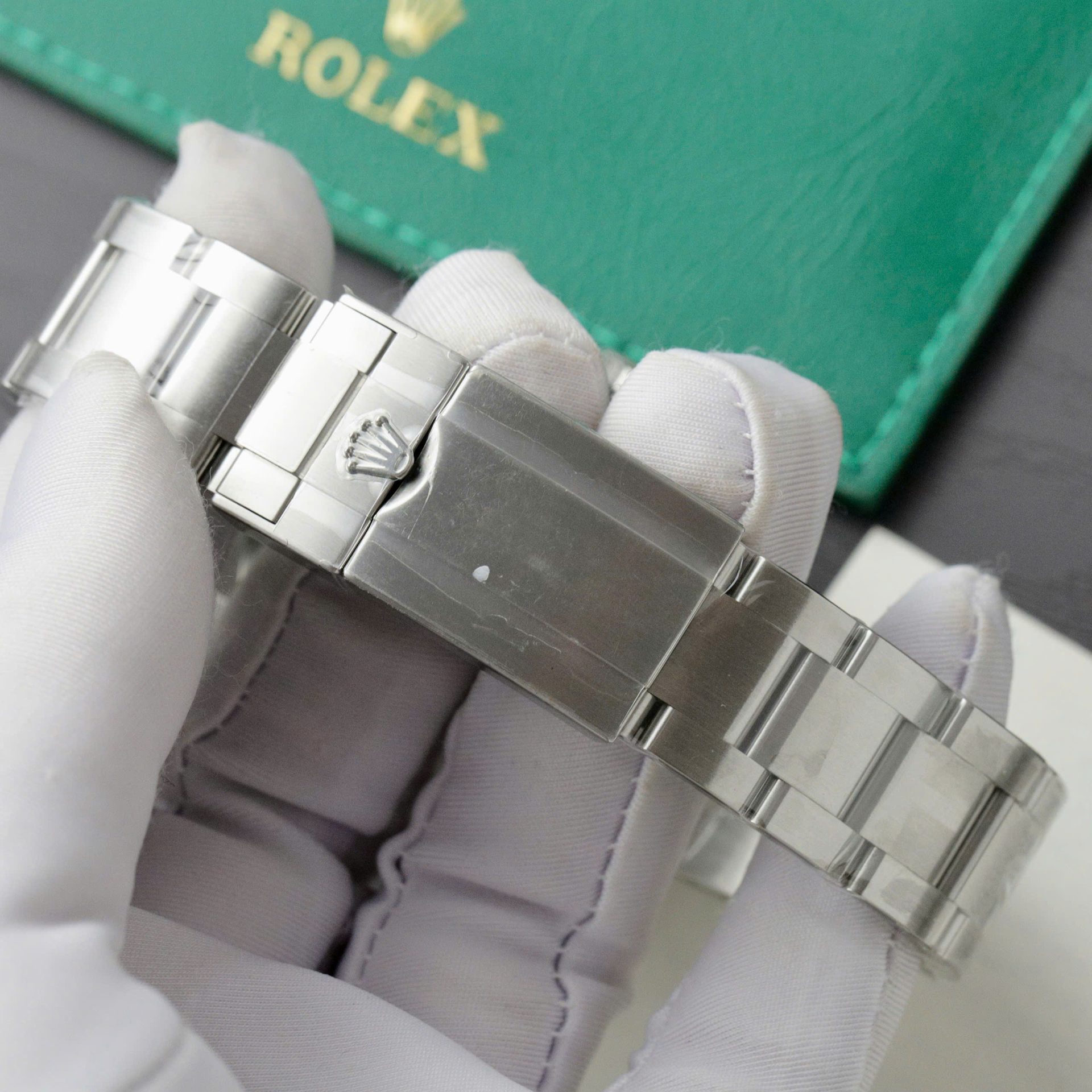 Rolex Explorer II 226570 Fake 11 Watch Black Dial Clean Factory 42mm