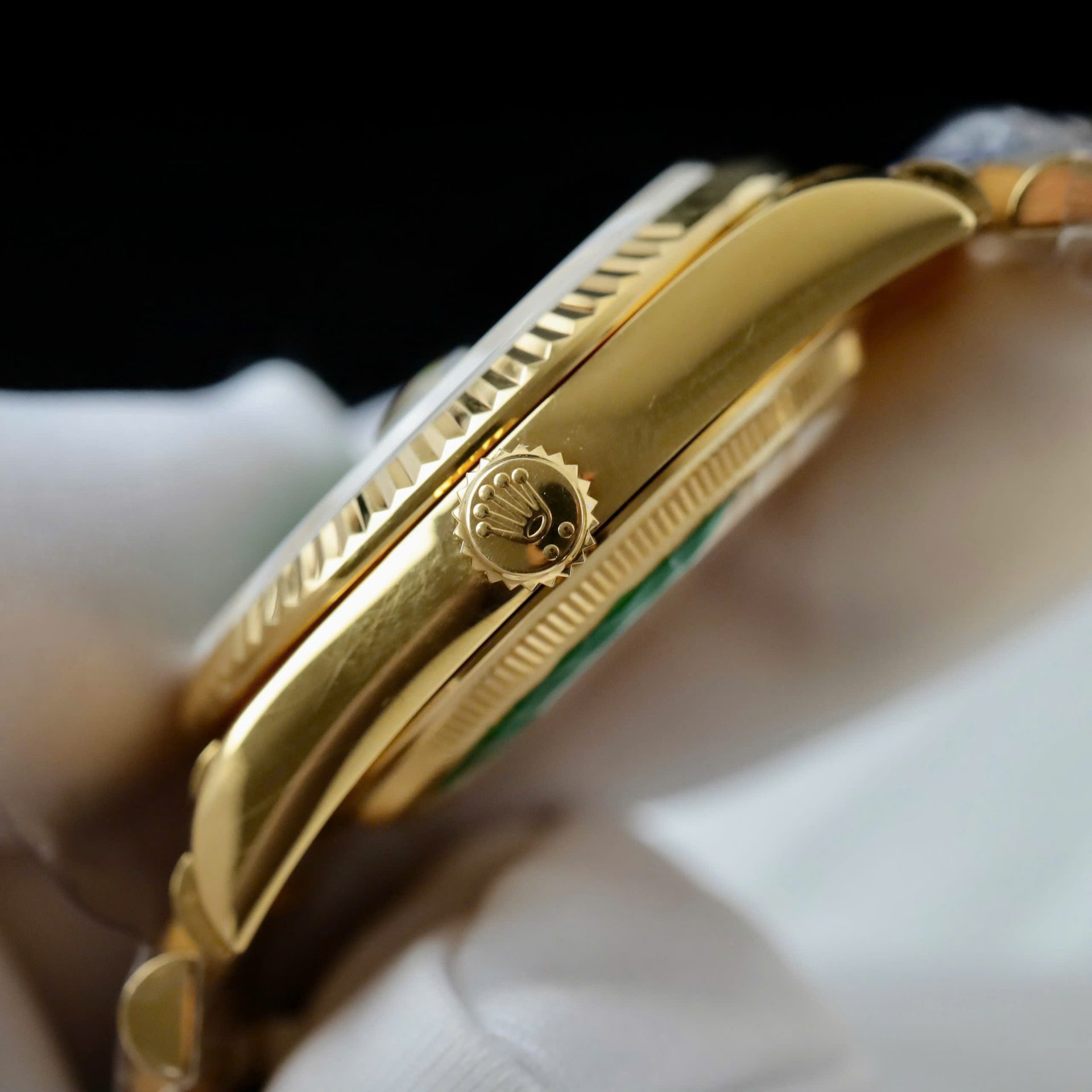 Rolex Day-Date Dial Green Copies Watch Weight 160gram Custom Gold Wrapped 36mm