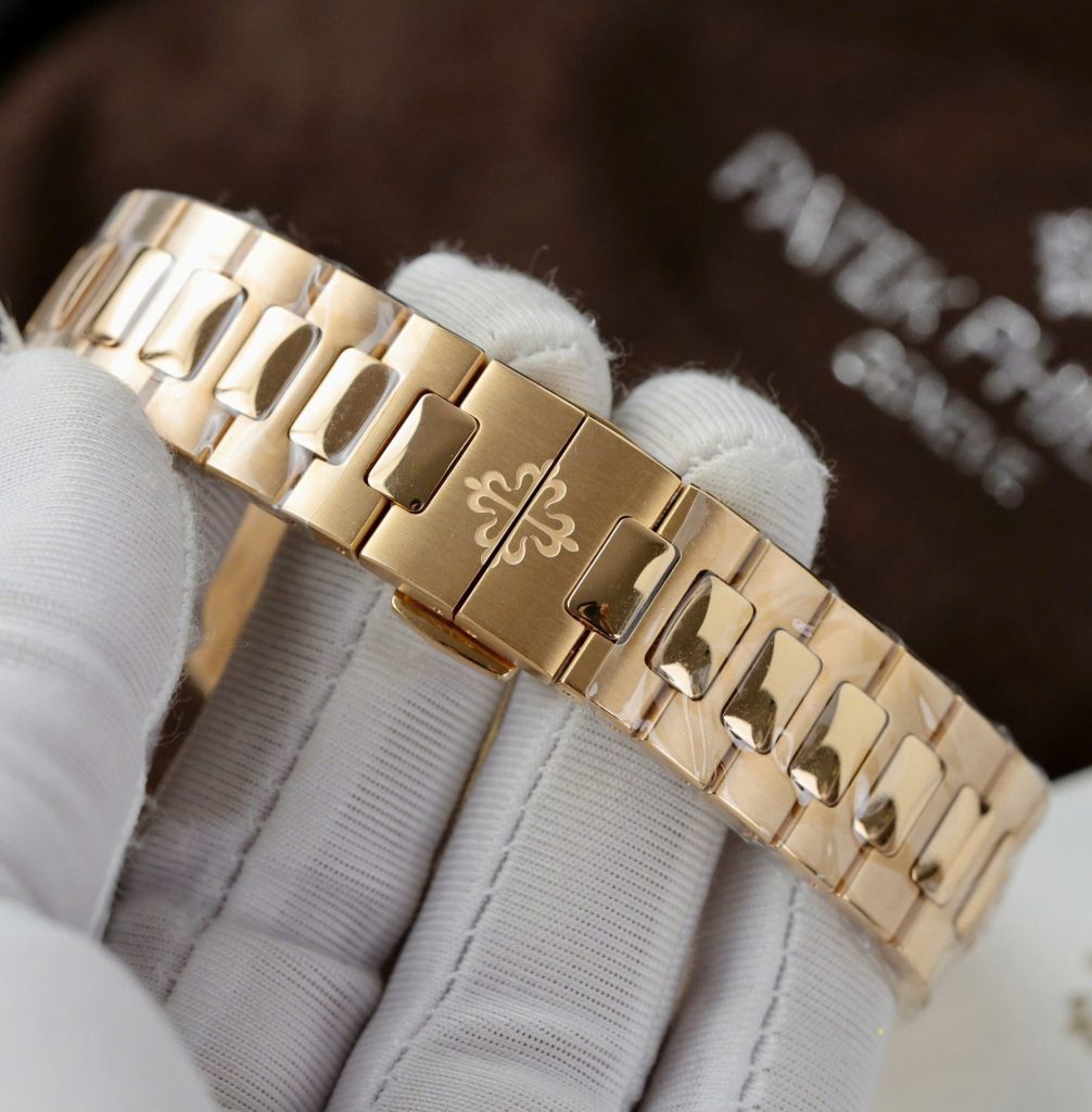 Patek Philippe Nautilus 5724R Gray Dial Replica Watch Gold Wrapped + Moissanite Diamonds PPF 40mm