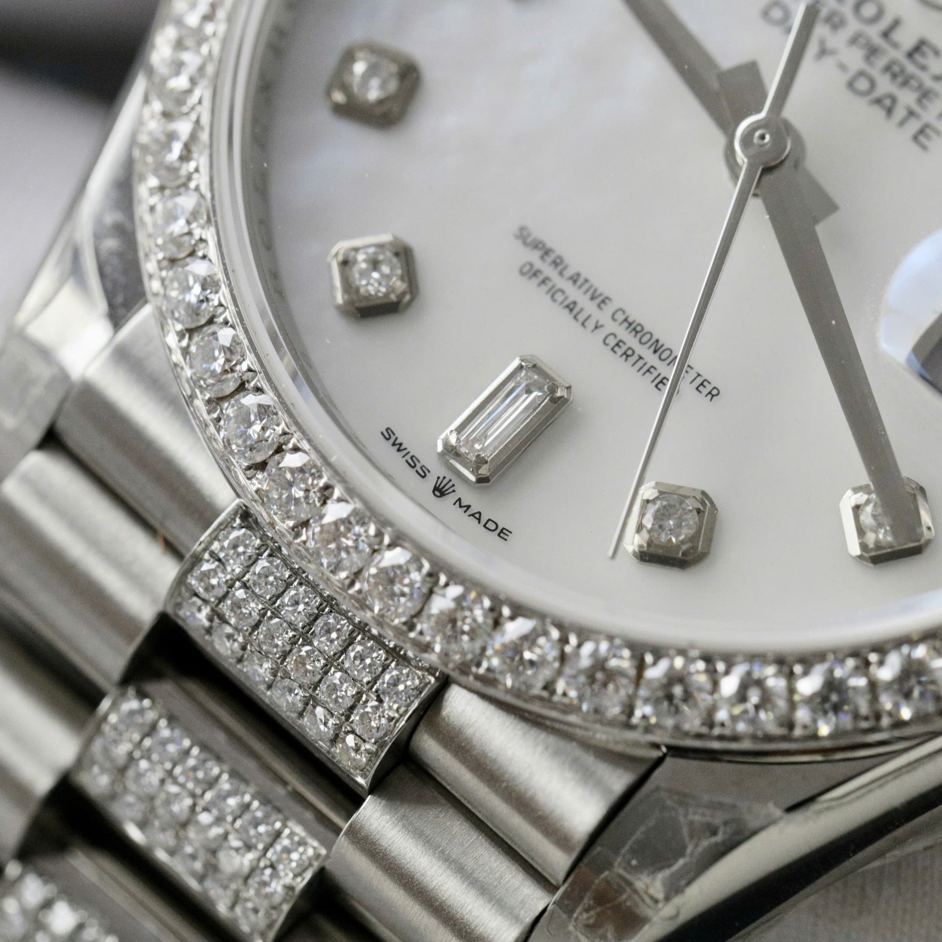 Rolex Day-Date Dial MOP Best Replica Watch Custom Moissanite Diamonds 36mm